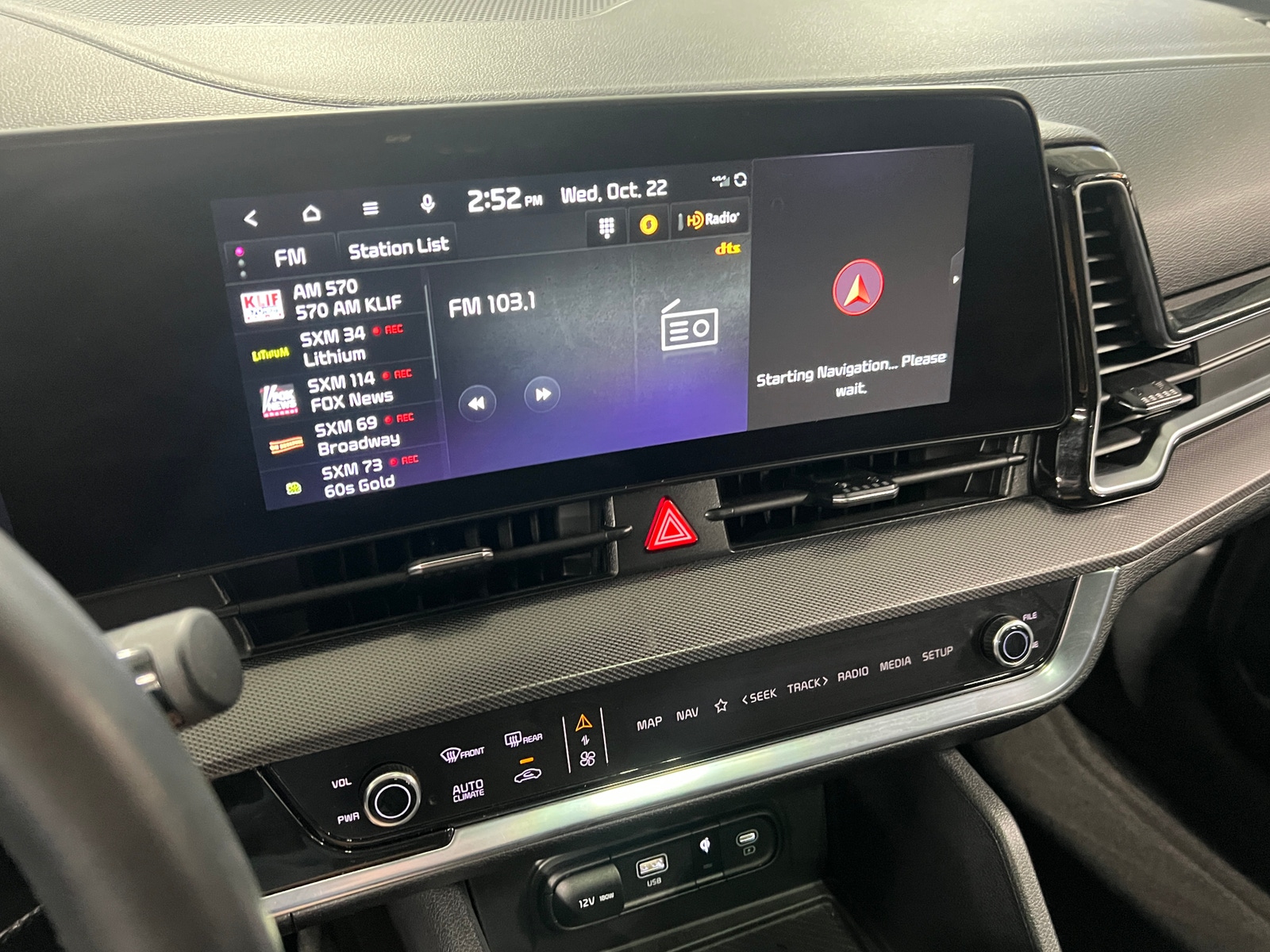 Thumbnail: 2023 Kia Sportage - 3