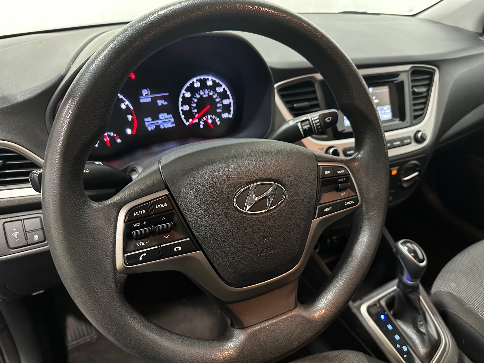 Thumbnail: 2021 Hyundai Accent - 5