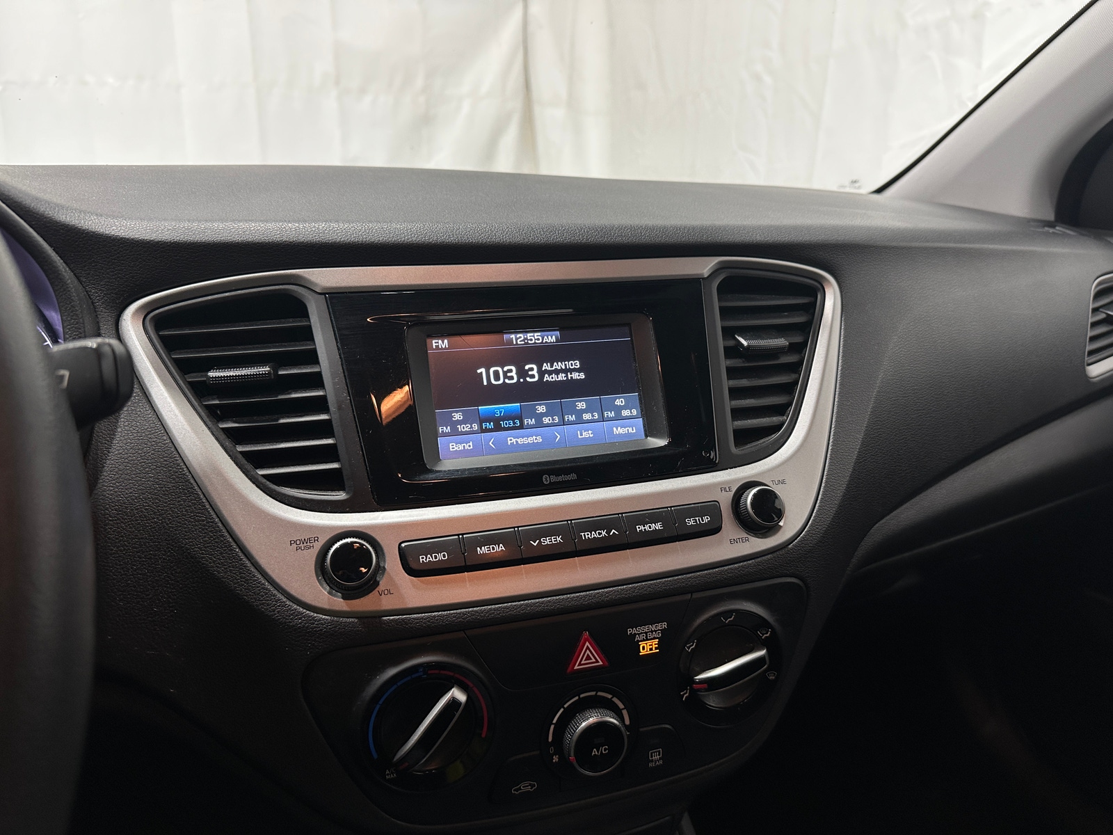 Thumbnail: 2021 Hyundai Accent - 4