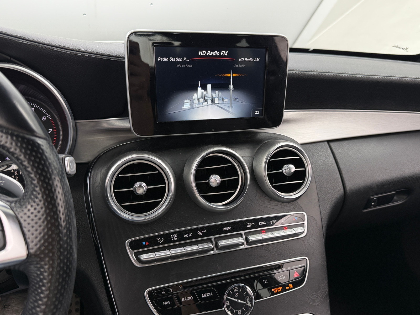 Thumbnail: 2017 Mercedes-Benz C-Class - 2