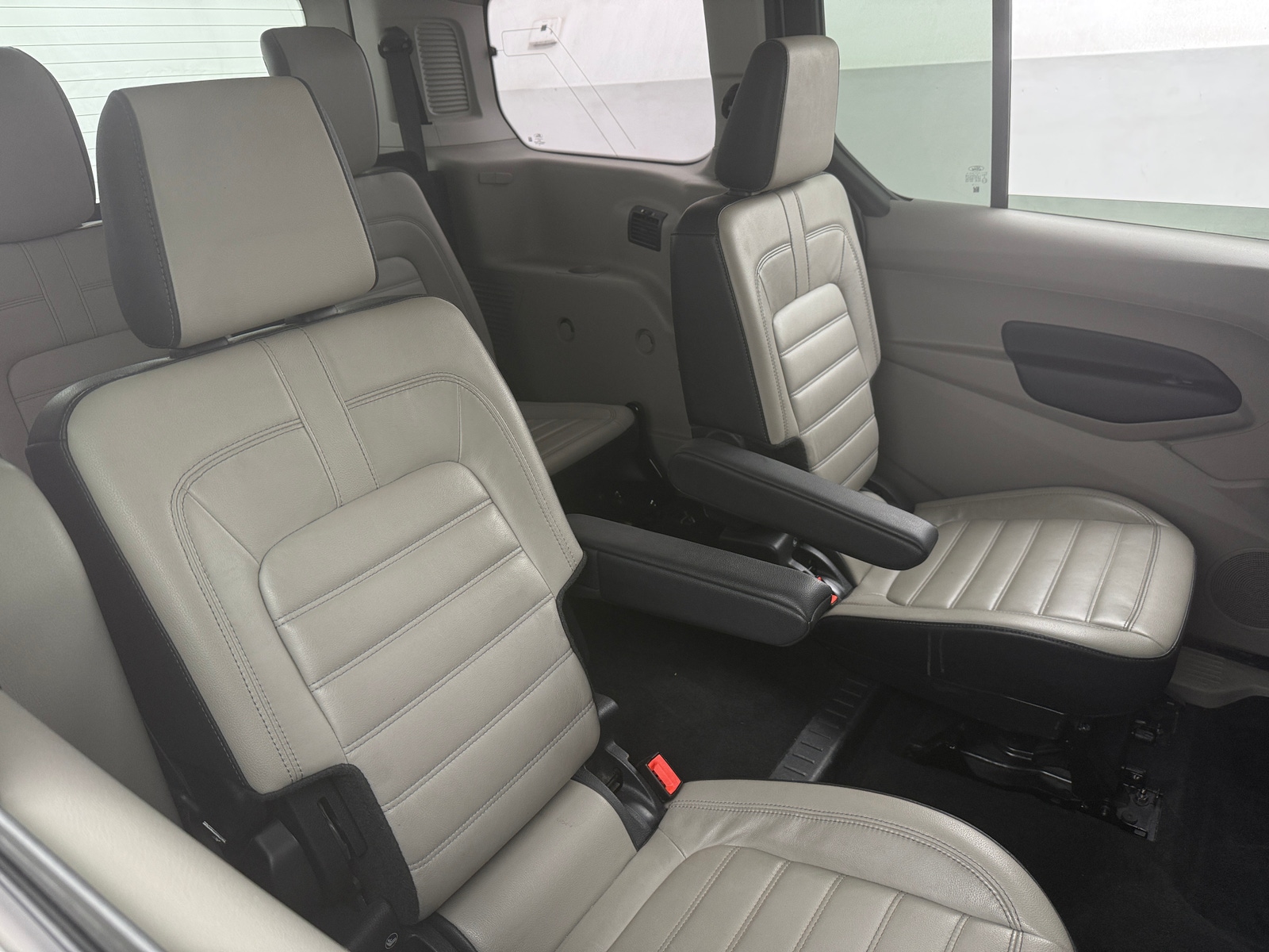 Thumbnail: 2020 Ford Transit Series - 5