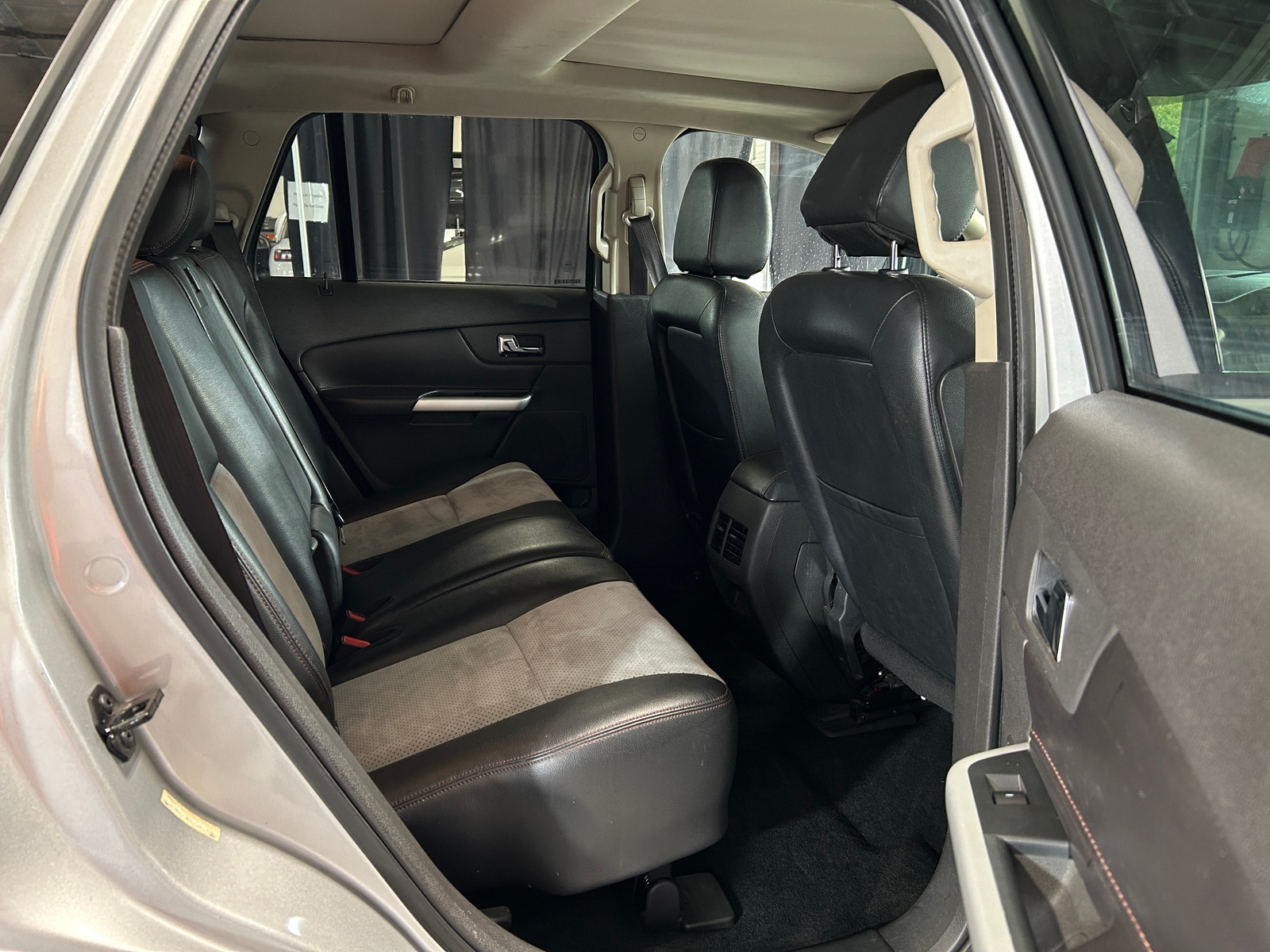 Thumbnail: 2013 Ford Edge - 5