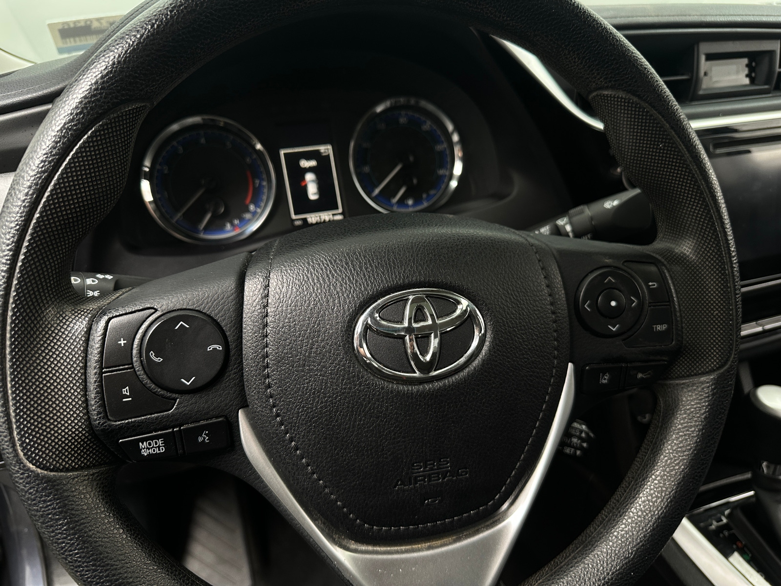 Thumbnail: 2017 Toyota Corolla - 5