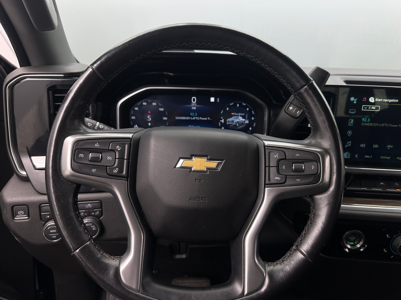 Thumbnail: 2022 Chevrolet Silverado 1500 - 5
