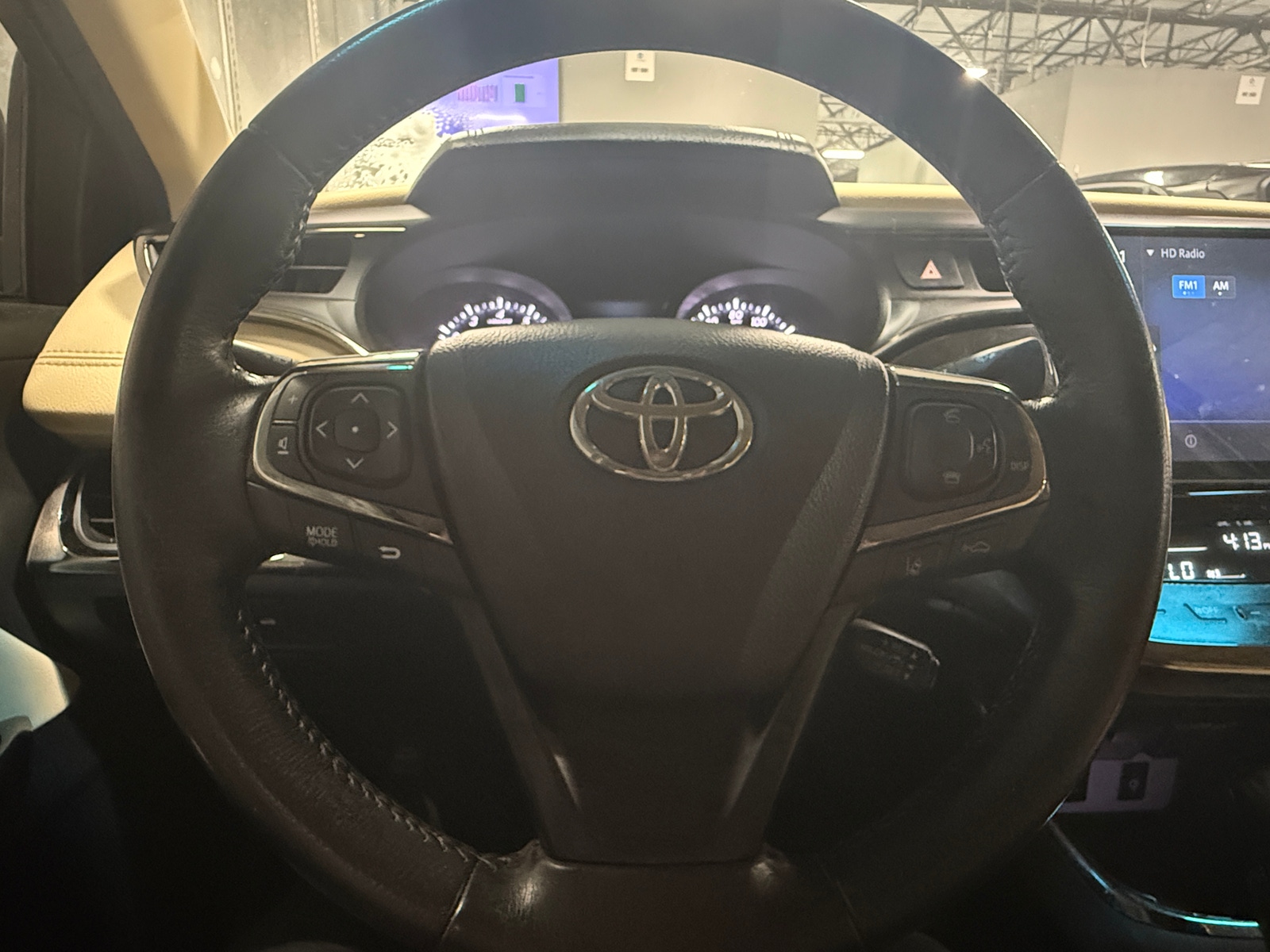 Thumbnail: 2017 Toyota Avalon - 4