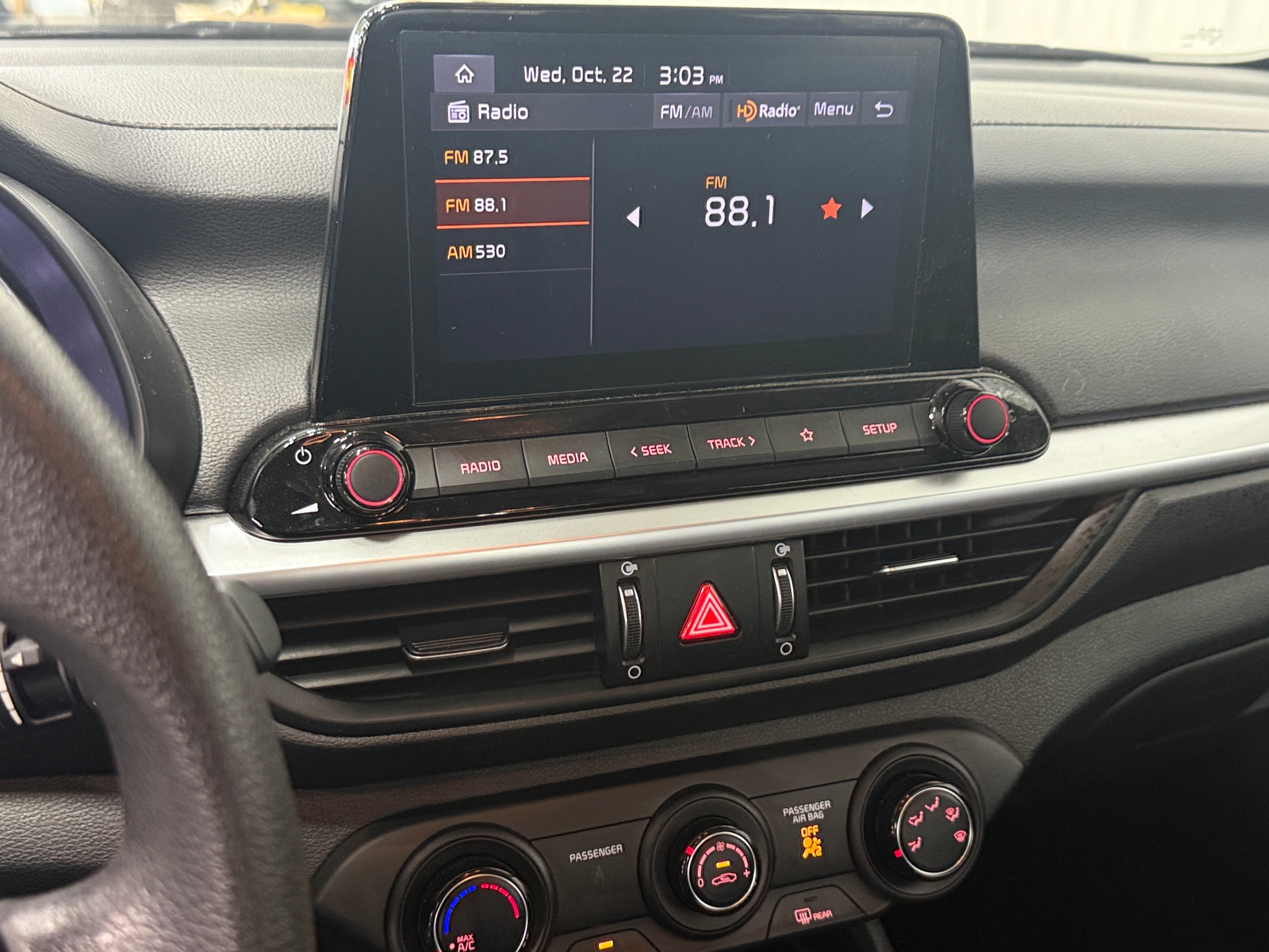 Thumbnail: 2023 Kia Forte - 4