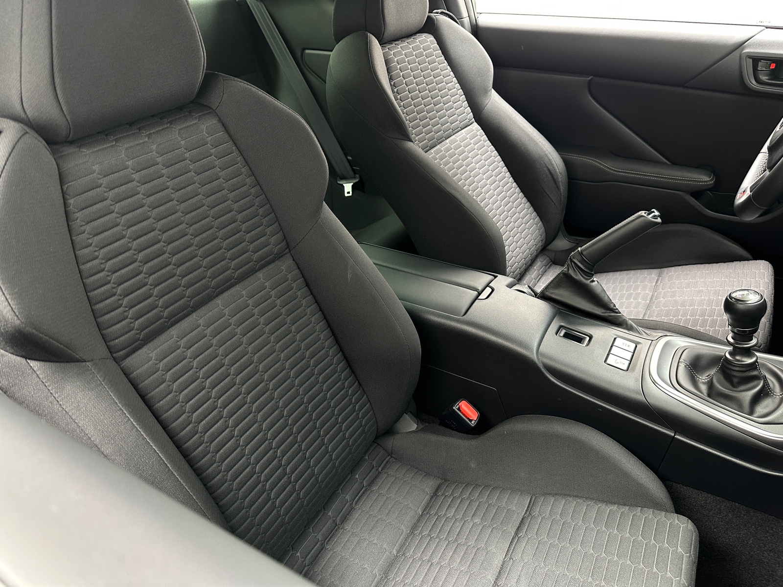 Thumbnail: 2024 Toyota GR86 - 2