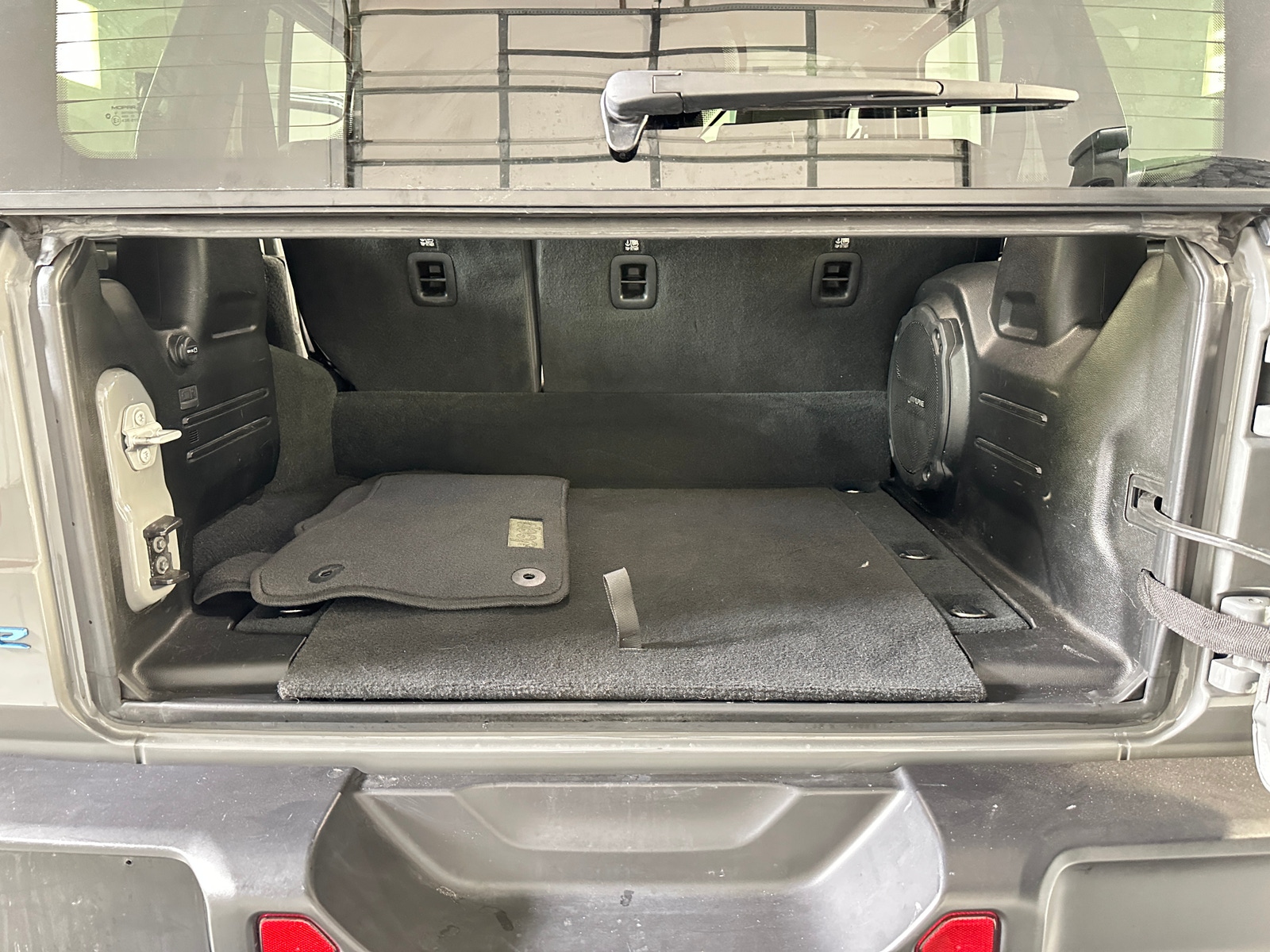 Thumbnail: 2023 Jeep Wrangler - 7