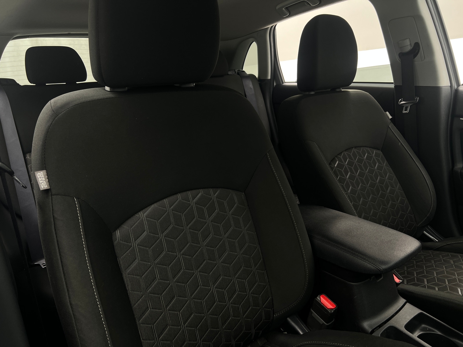 Thumbnail: 2024 Mitsubishi Outlander Sport - 2