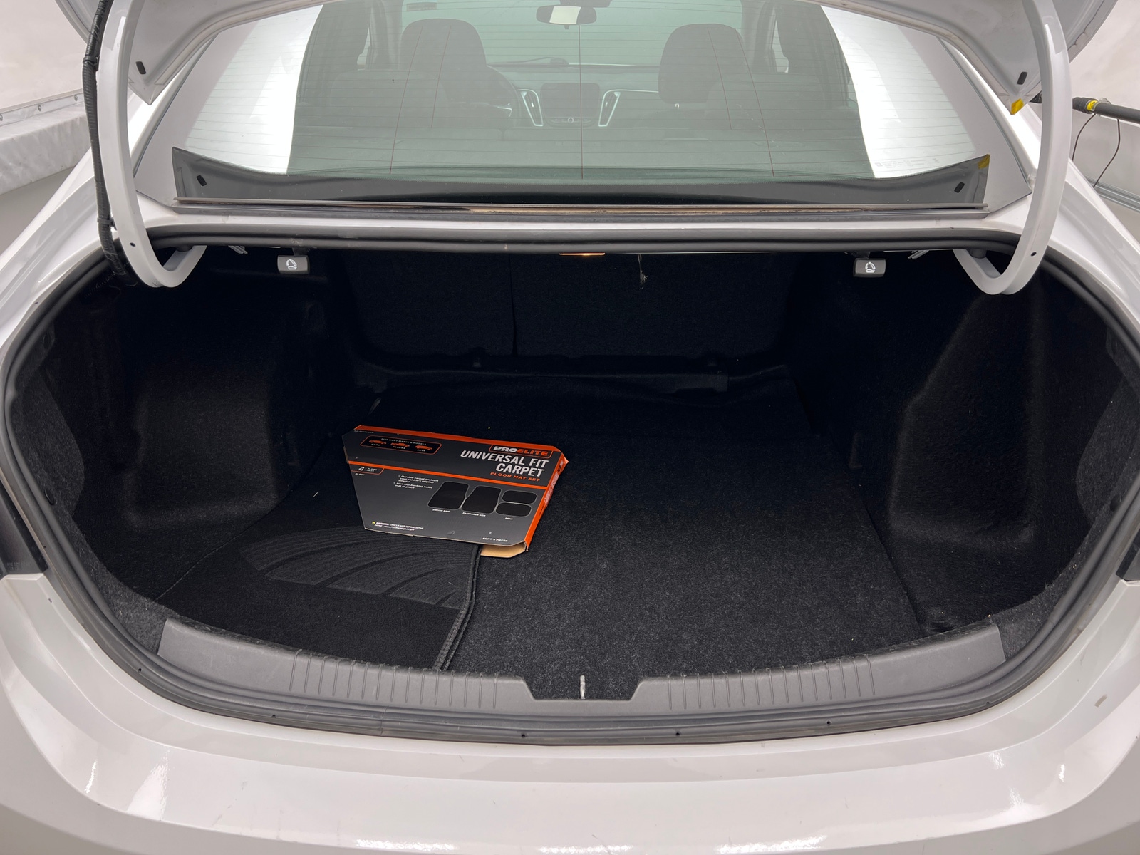 Thumbnail: 2024 Chevrolet Malibu - 7