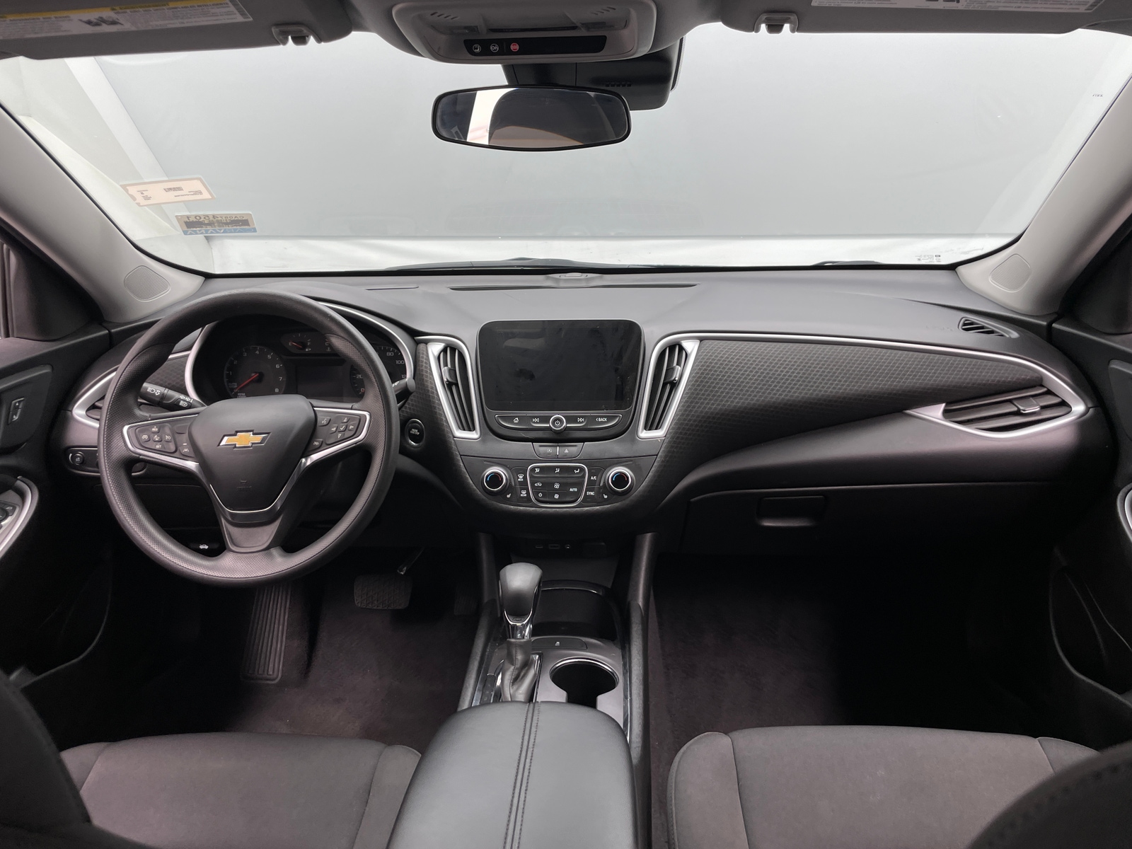 Thumbnail: 2023 Chevrolet Malibu - 3
