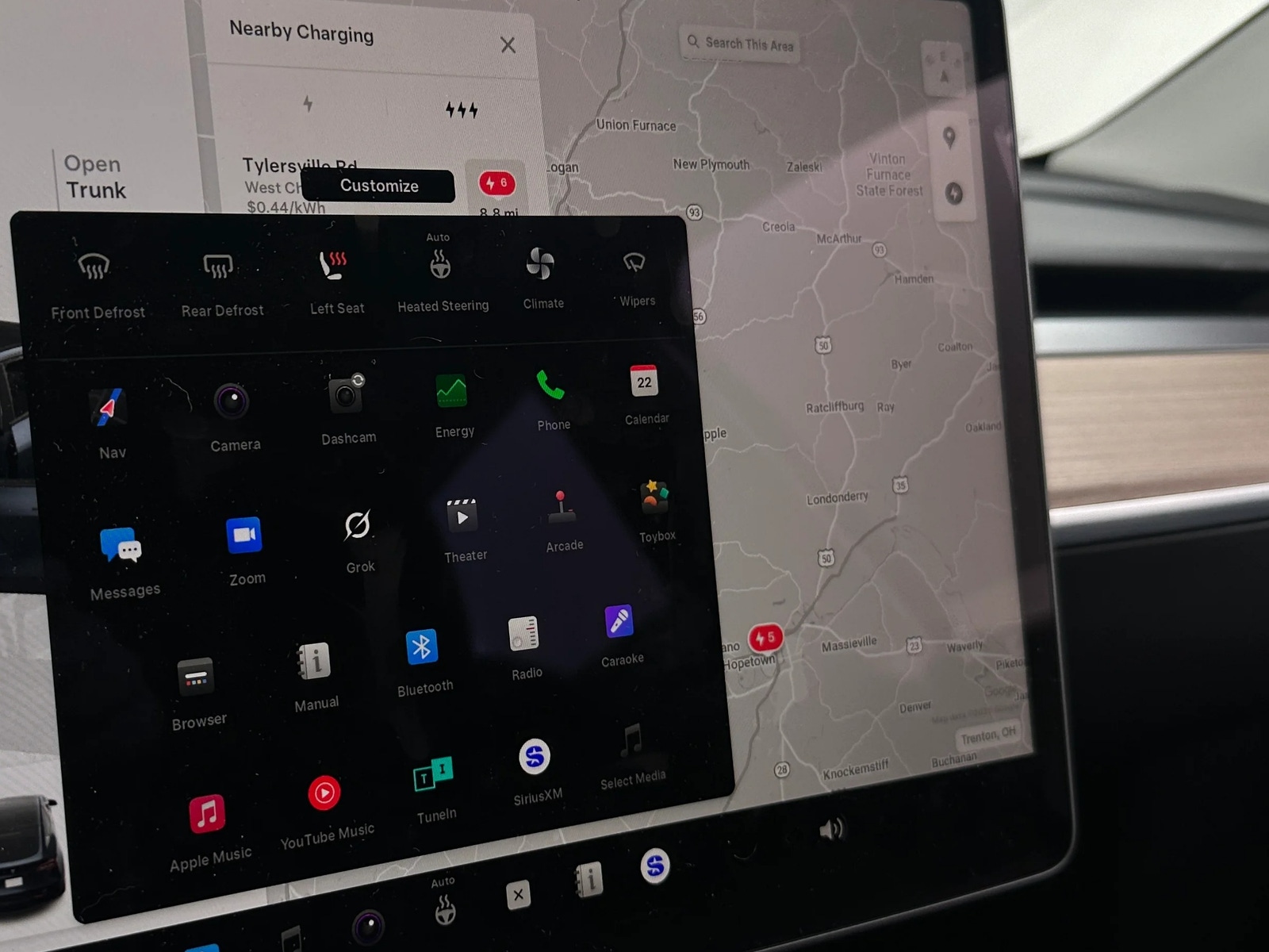 Thumbnail: 2025 Tesla Model Y - 3