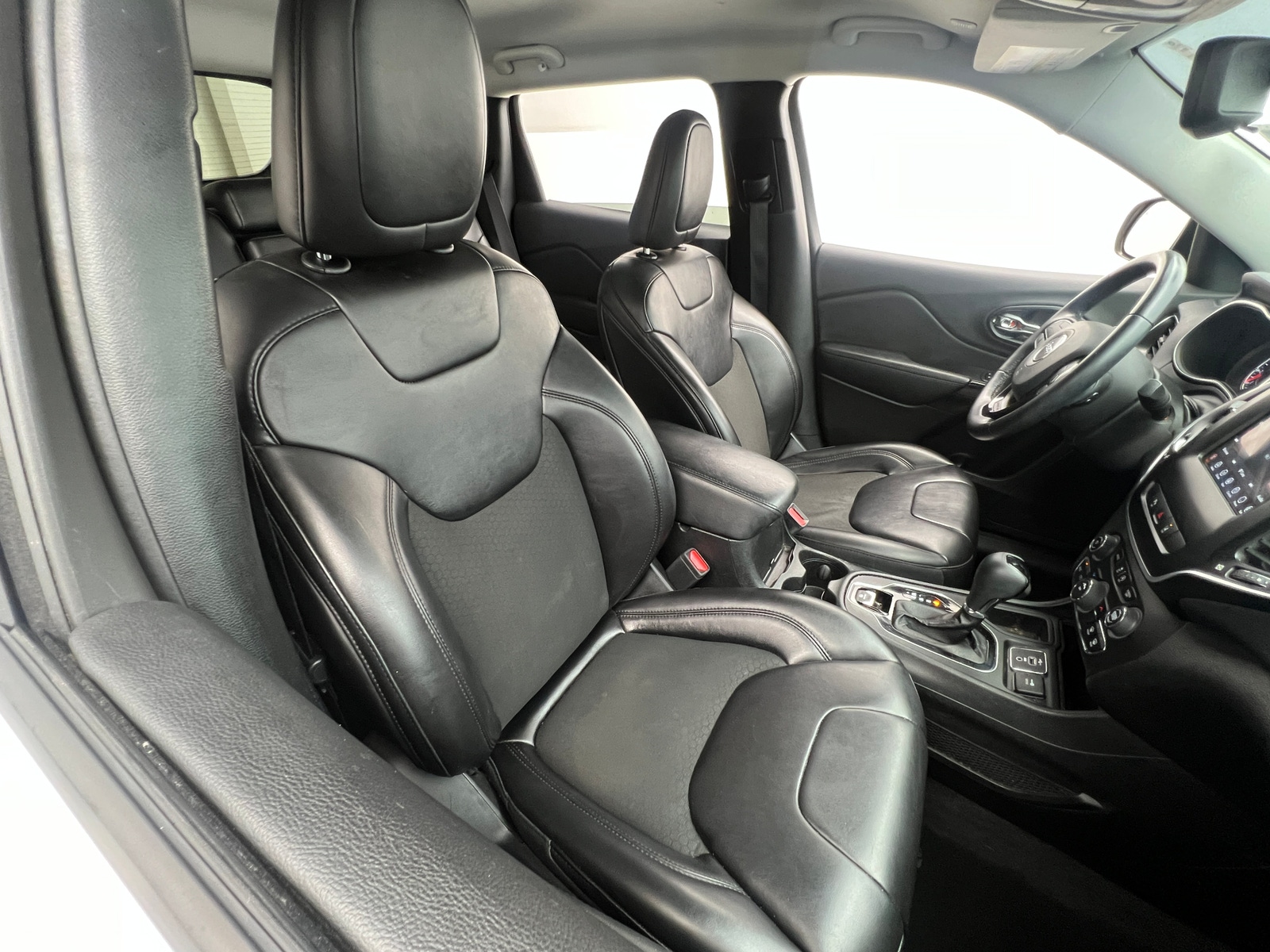 Thumbnail: 2021 Jeep Cherokee - 2