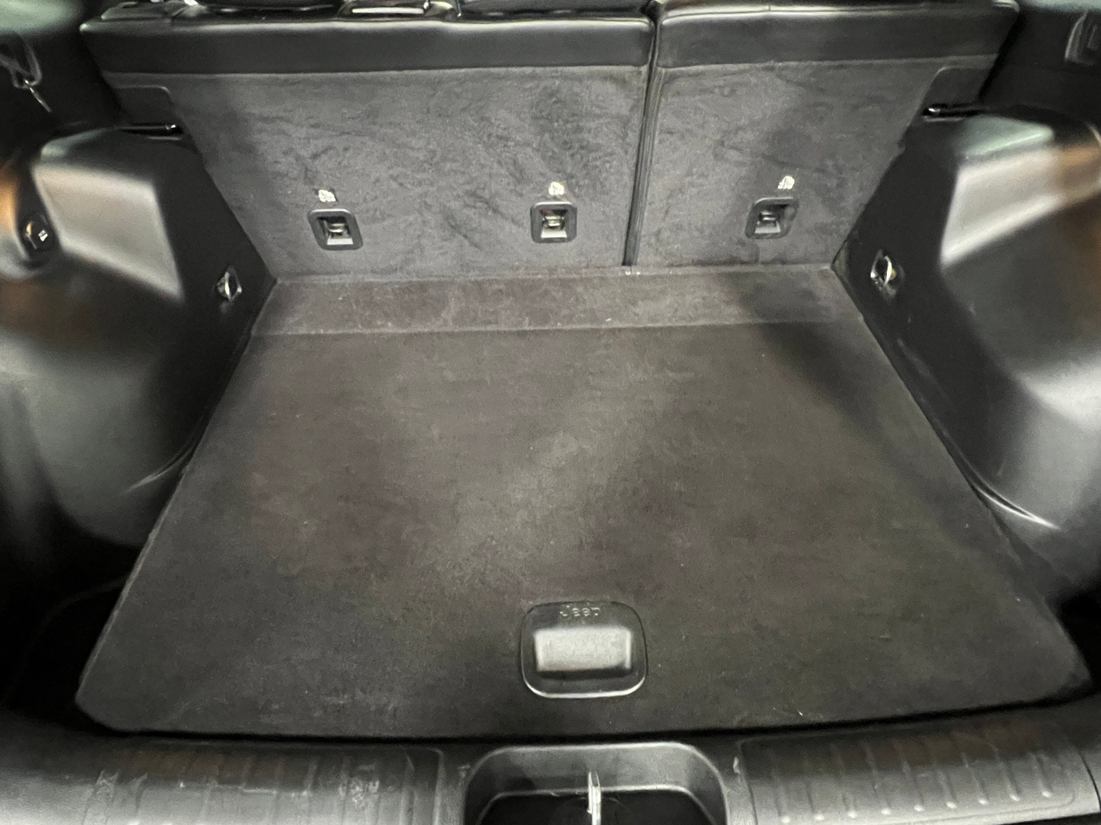 Thumbnail: 2021 Jeep Cherokee - 7