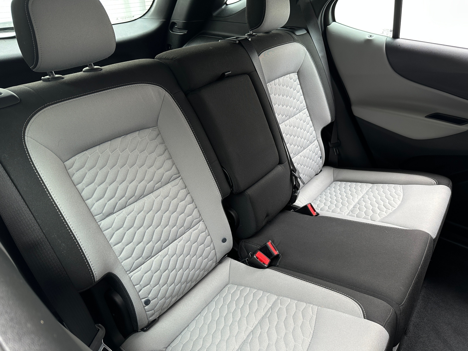 Thumbnail: 2018 Chevrolet Equinox - 6