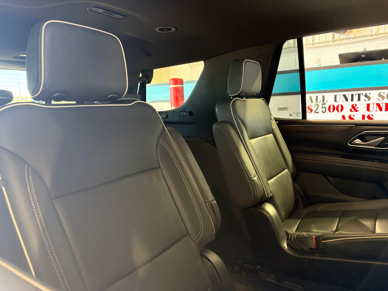 Thumbnail: 2023 Chevrolet Tahoe - 5