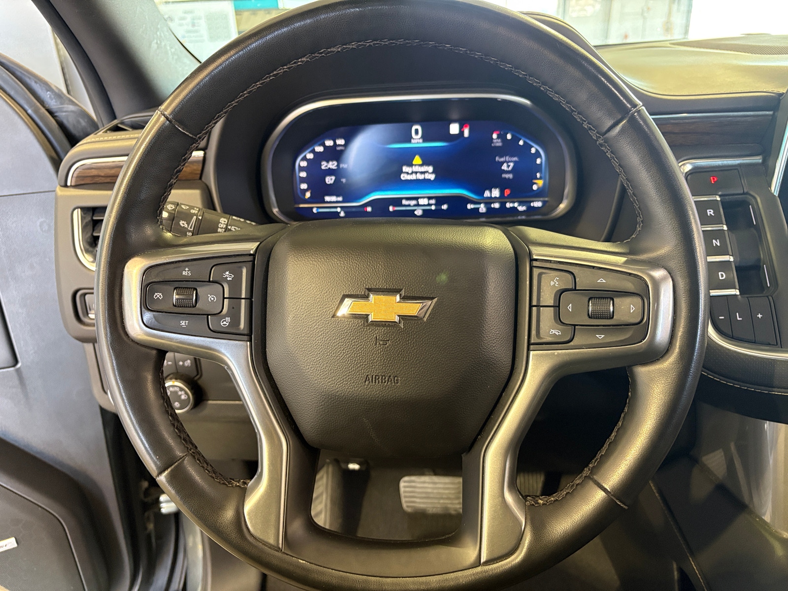 Thumbnail: 2023 Chevrolet Tahoe - 4