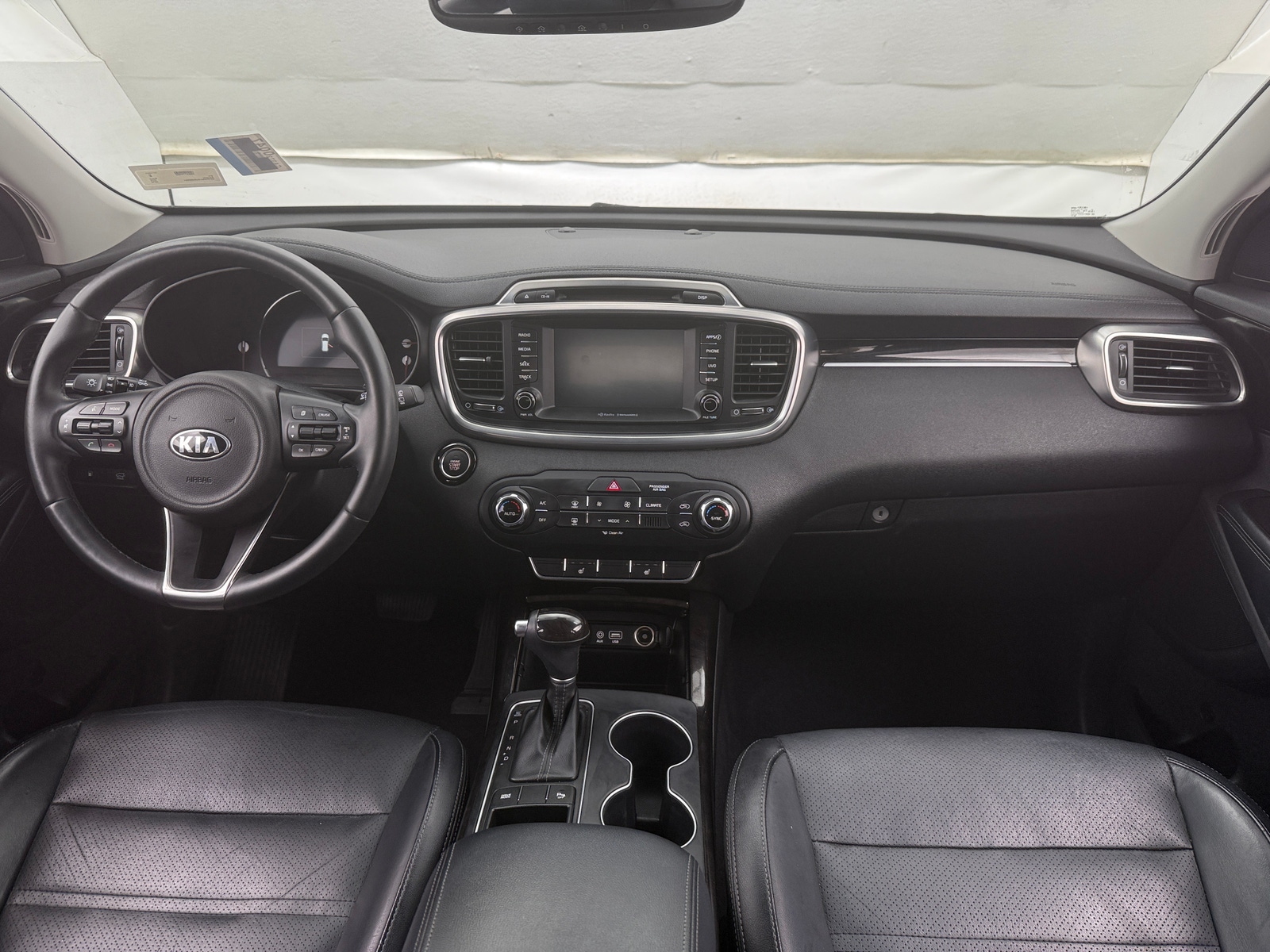 Thumbnail: 2018 Kia Sorento - 2