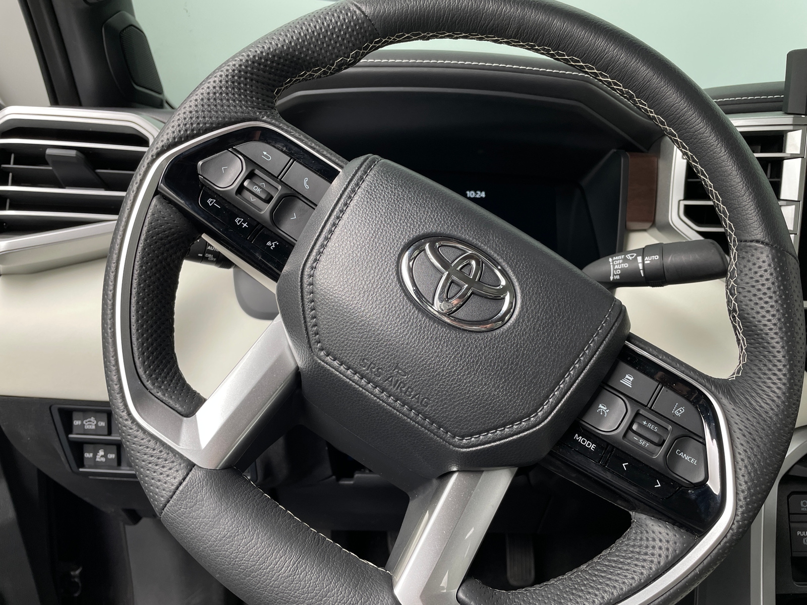 Thumbnail: 2024 Toyota Tundra - 4