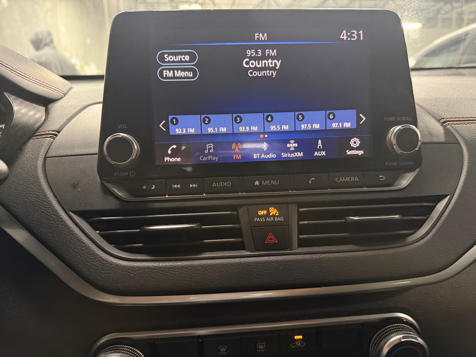 Thumbnail: 2019 Nissan Altima - 4