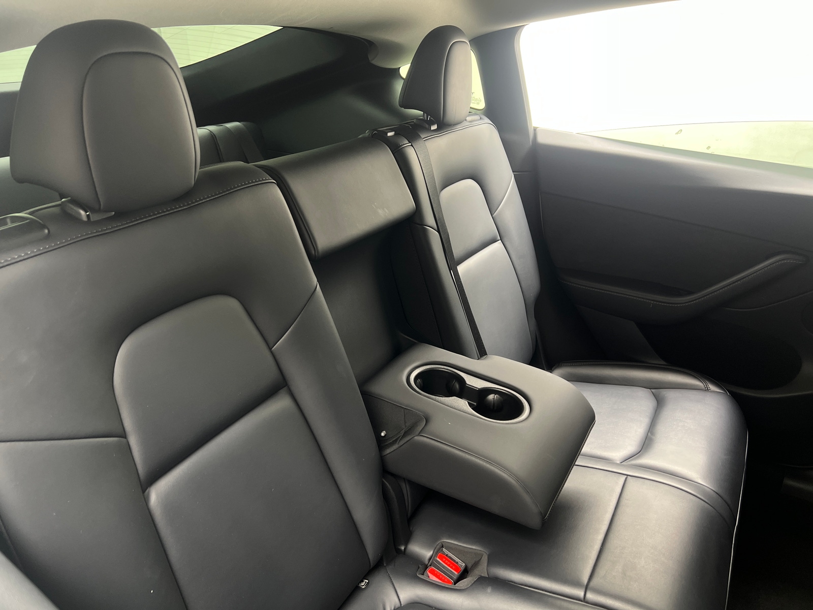 Thumbnail: 2022 Tesla Model Y - 5