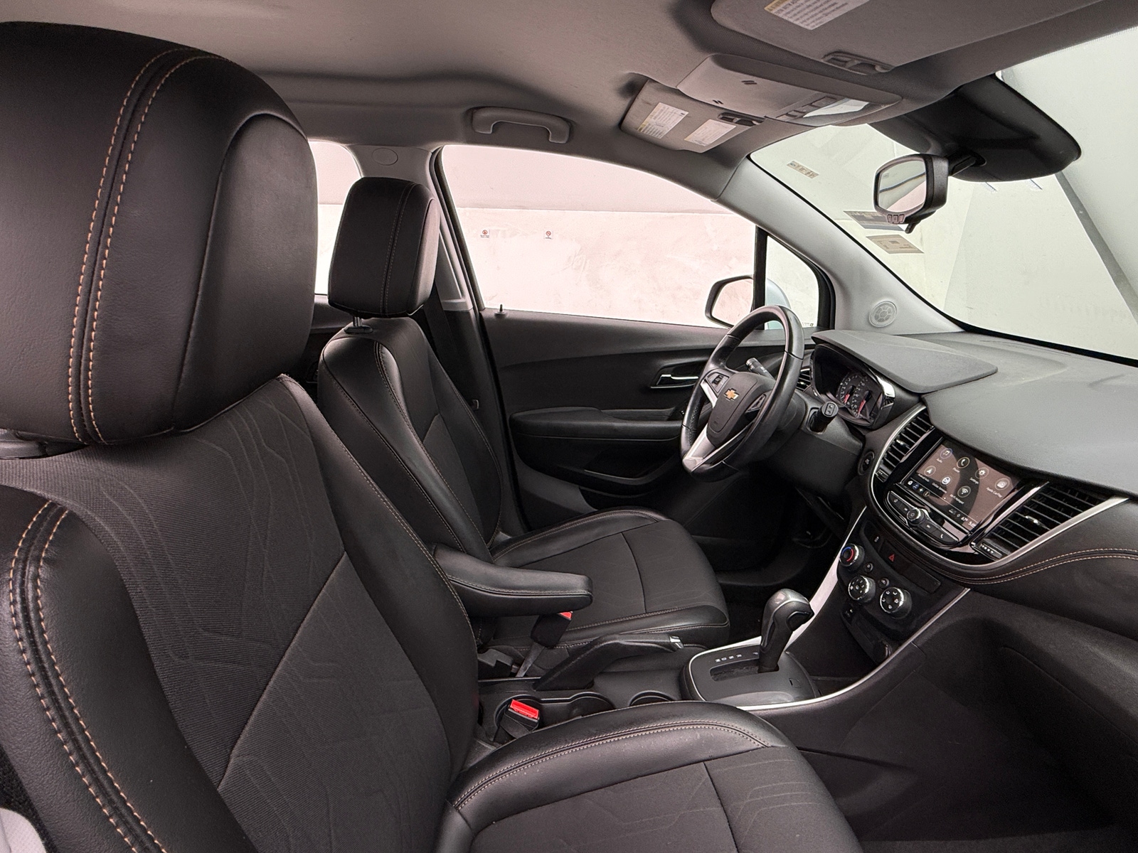 Thumbnail: 2019 Chevrolet Trax - 2