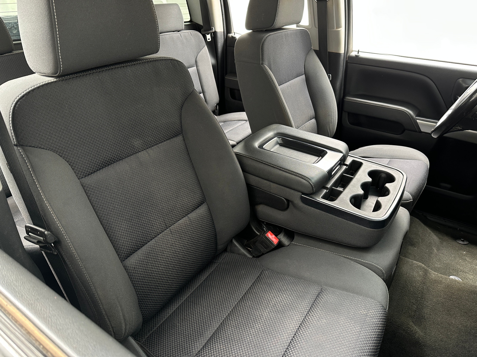 Thumbnail: 2018 Chevrolet Silverado 1500 - 2