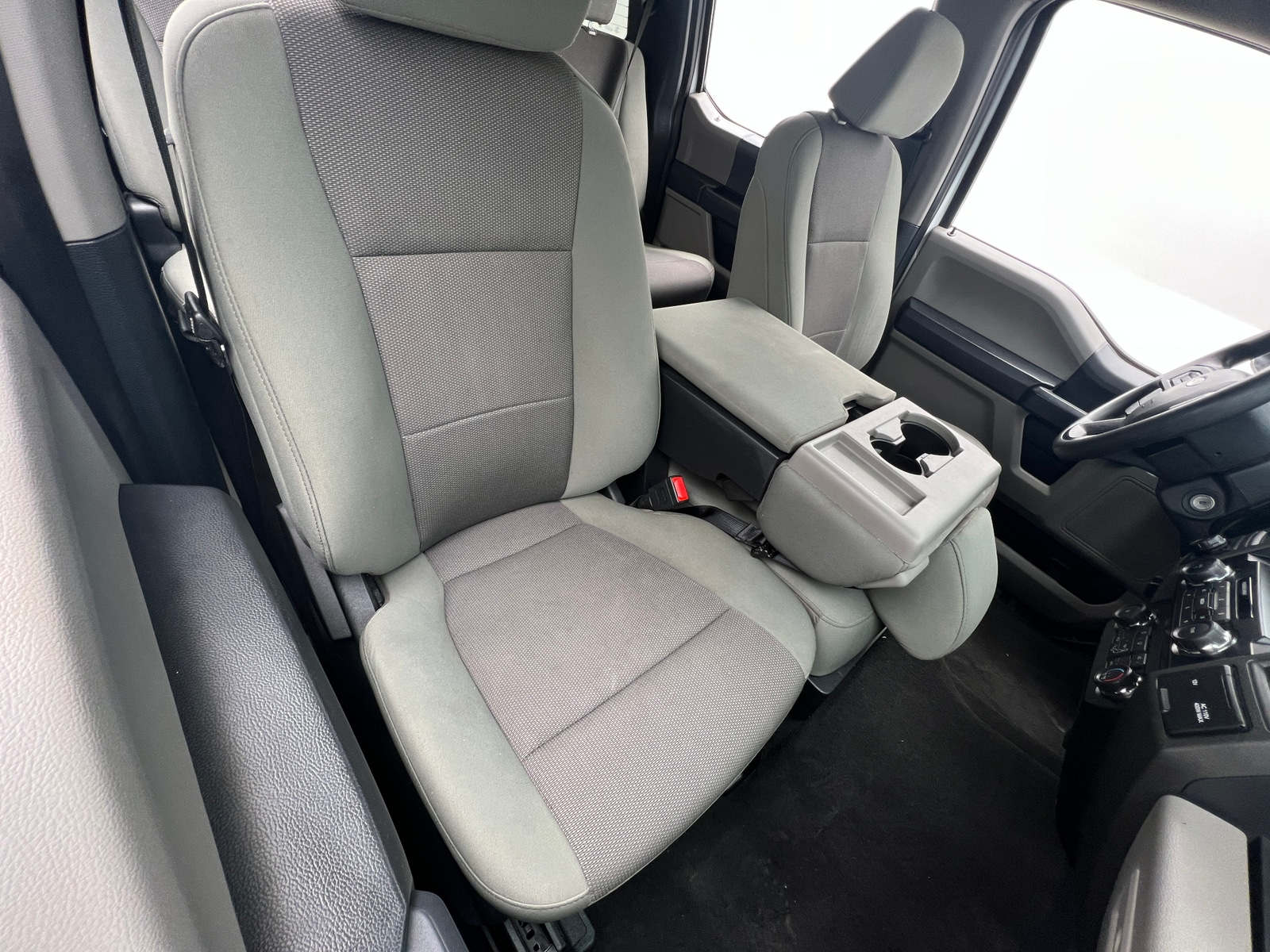 Thumbnail: 2022 Ford Econoline - 2