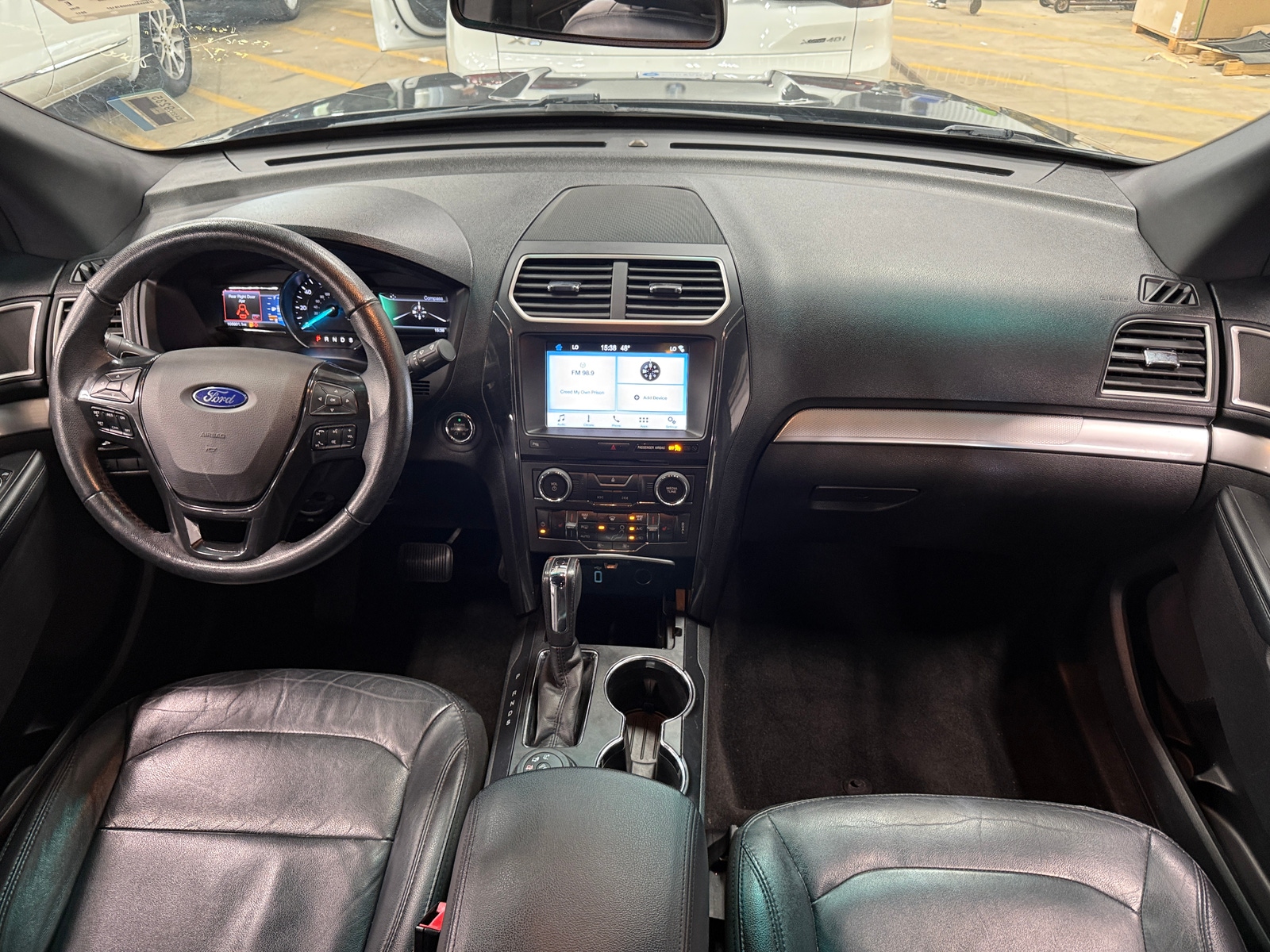 Thumbnail: 2017 Ford Explorer - 3