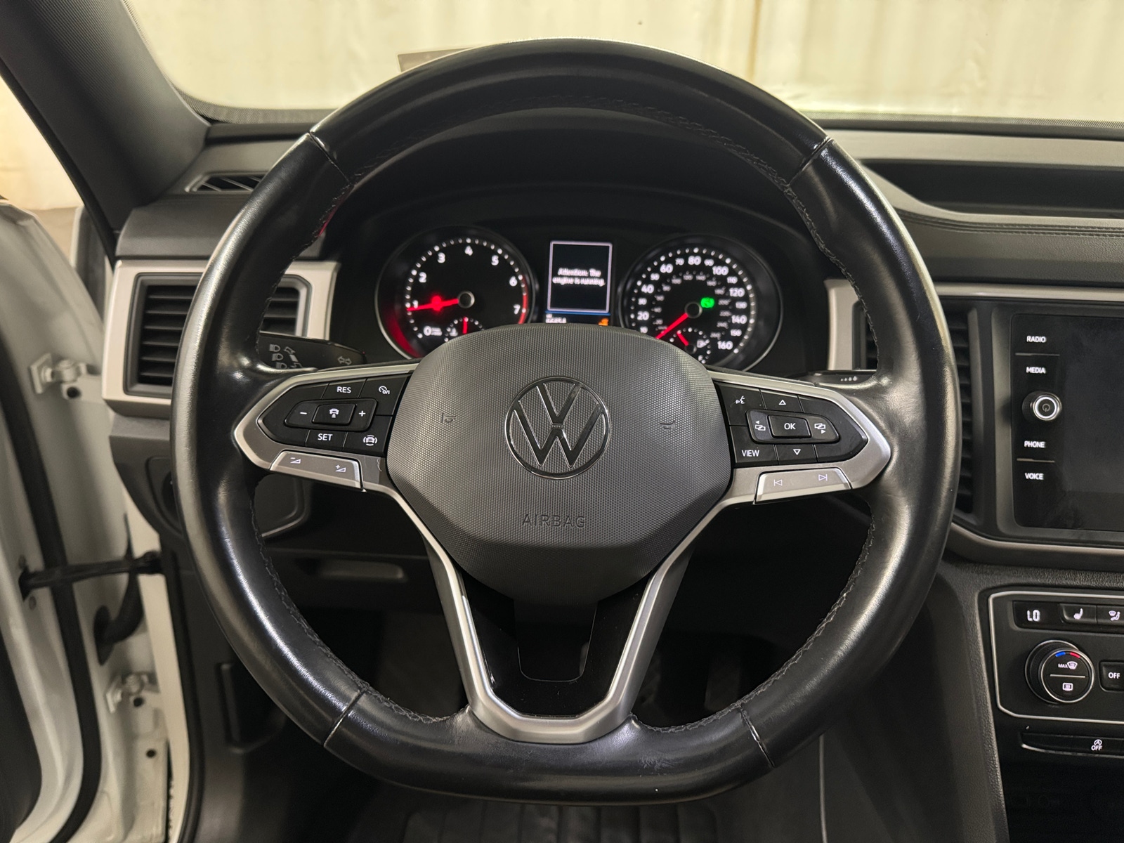 Thumbnail: 2020 Volkswagen Atlas - 4