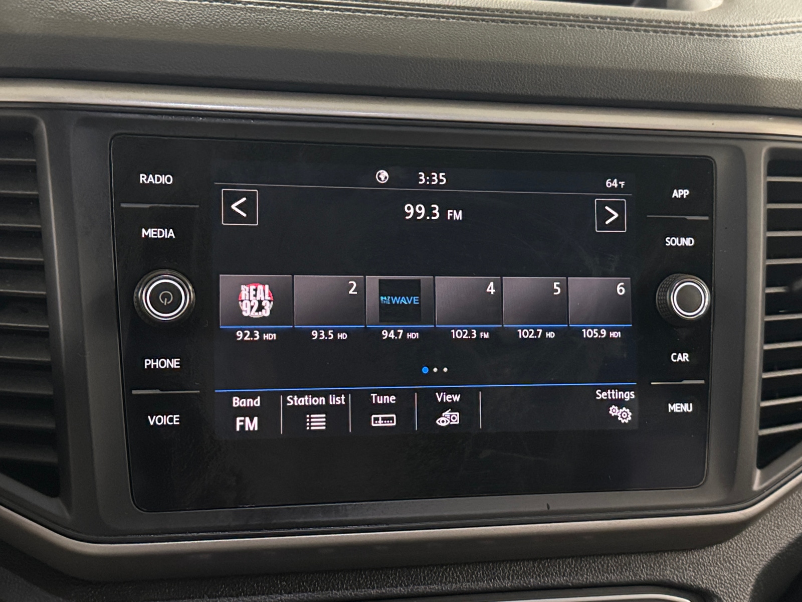 Thumbnail: 2020 Volkswagen Atlas - 3