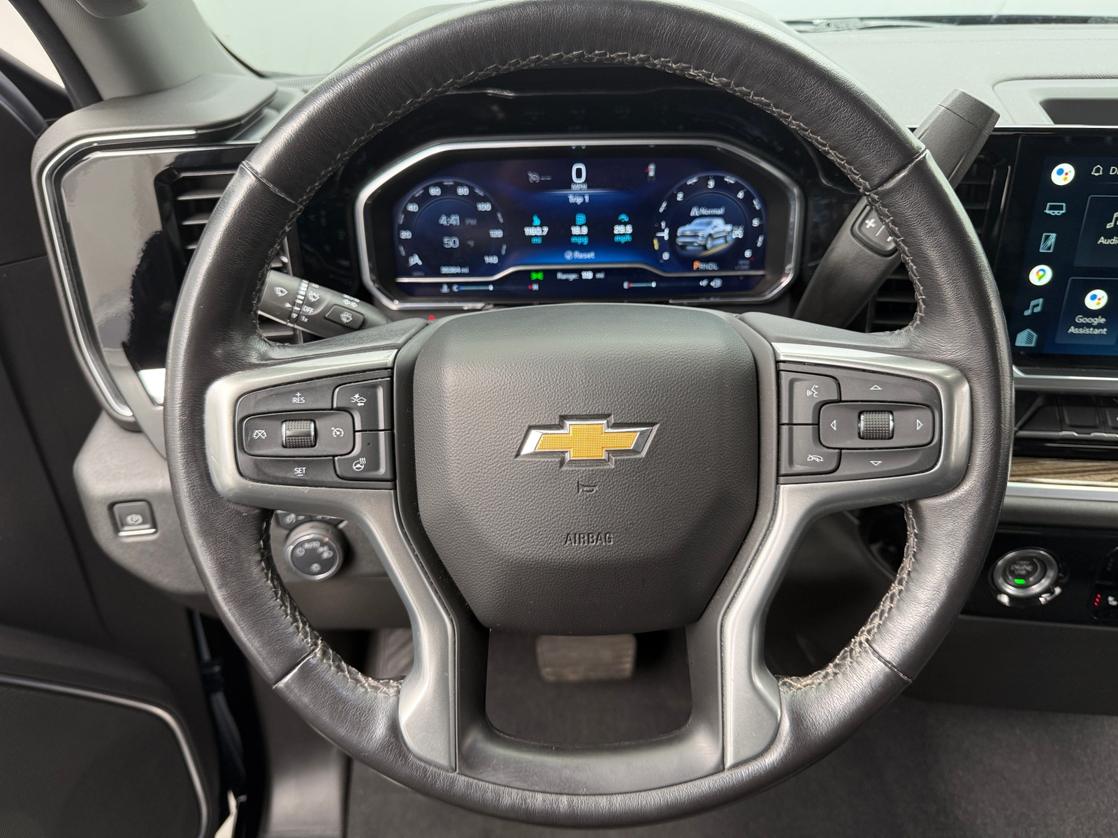 Thumbnail: 2022 Chevrolet Silverado 1500 - 5