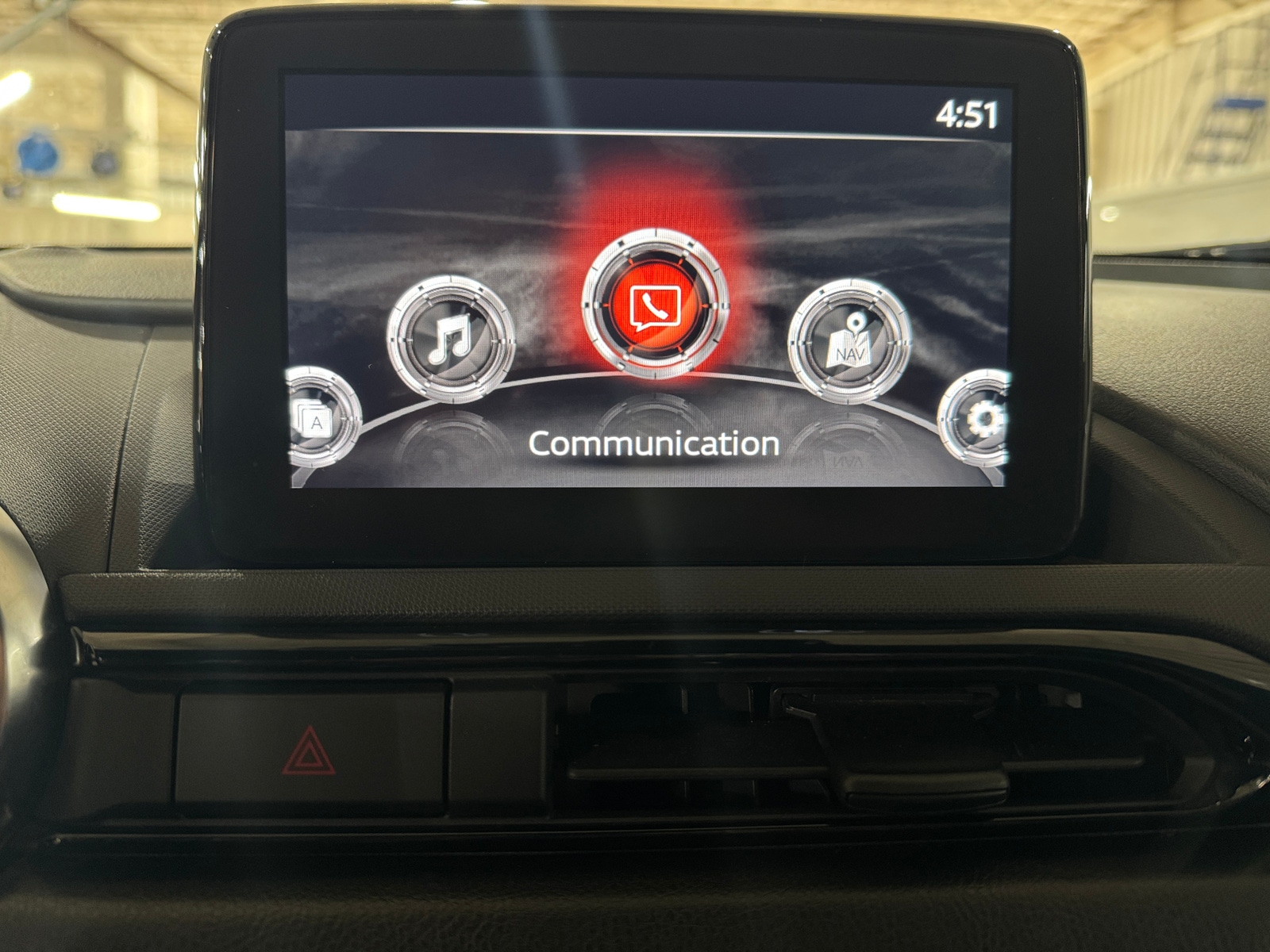 Thumbnail: 2018 Mazda MX-5 Miata - 3