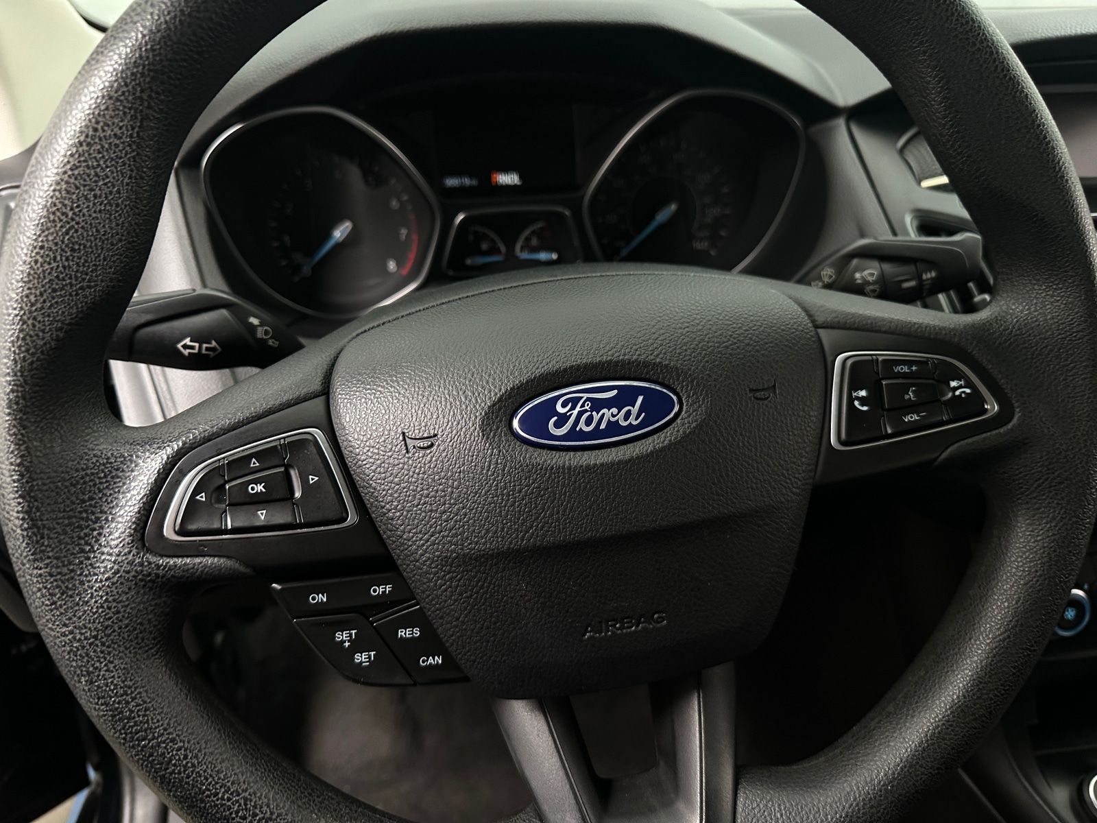 Thumbnail: 2017 Ford Focus - 5