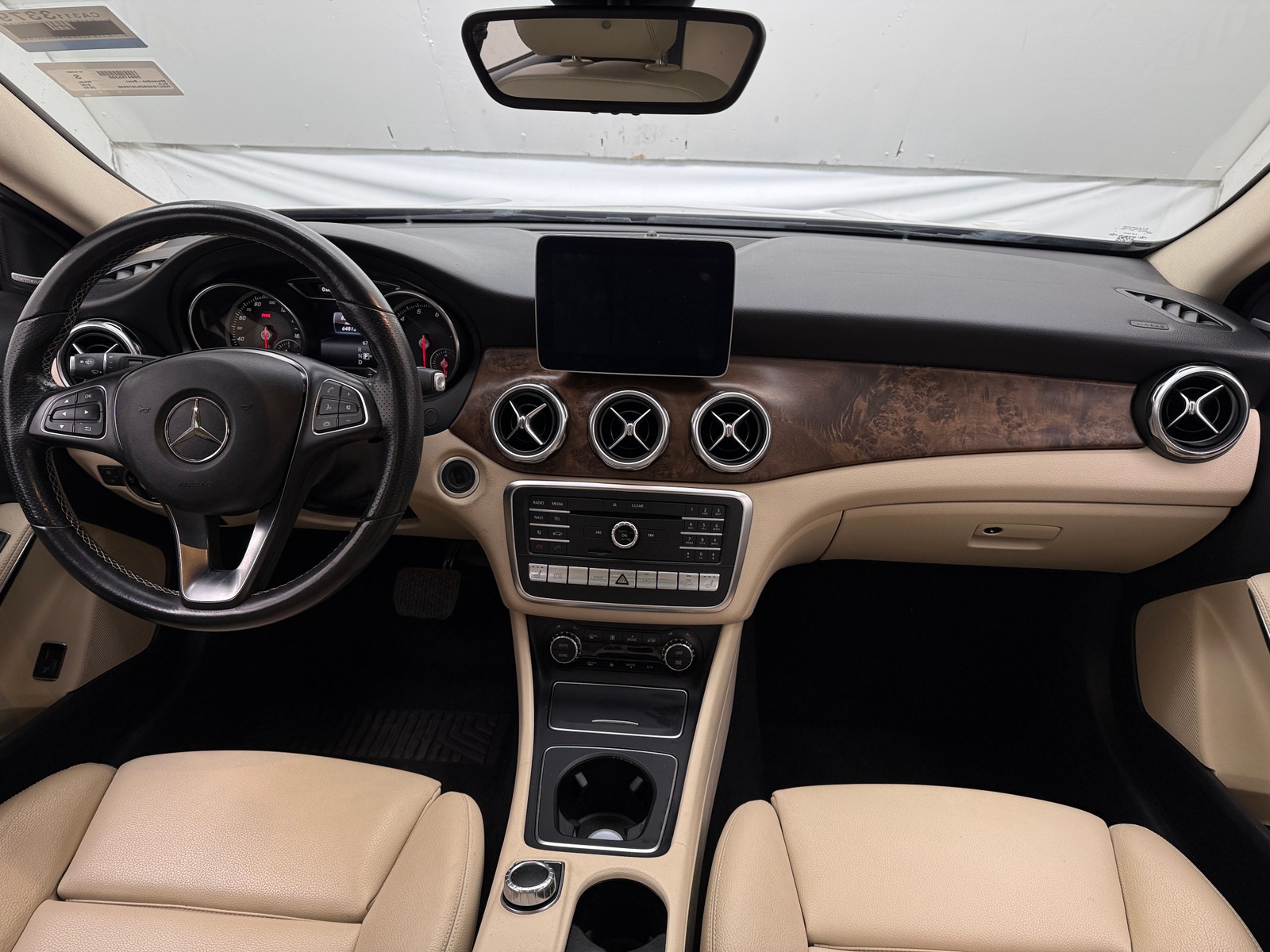 Thumbnail: 2019 Mercedes-Benz GLA - 2