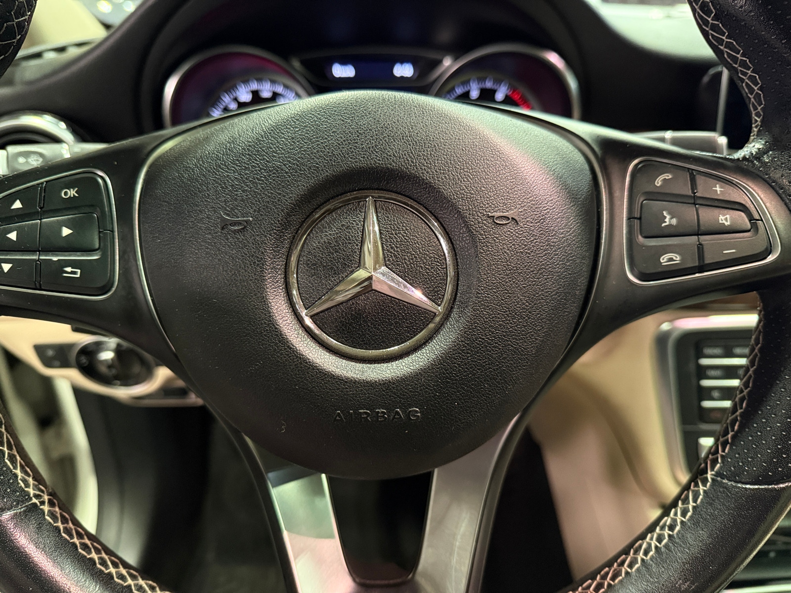 Thumbnail: 2019 Mercedes-Benz GLA - 4