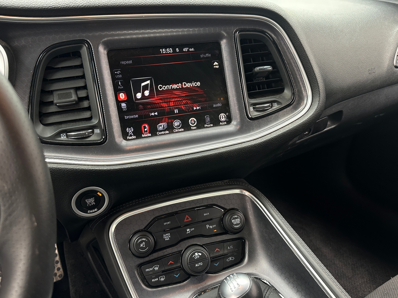 Thumbnail: 2015 Dodge Challenger - 3