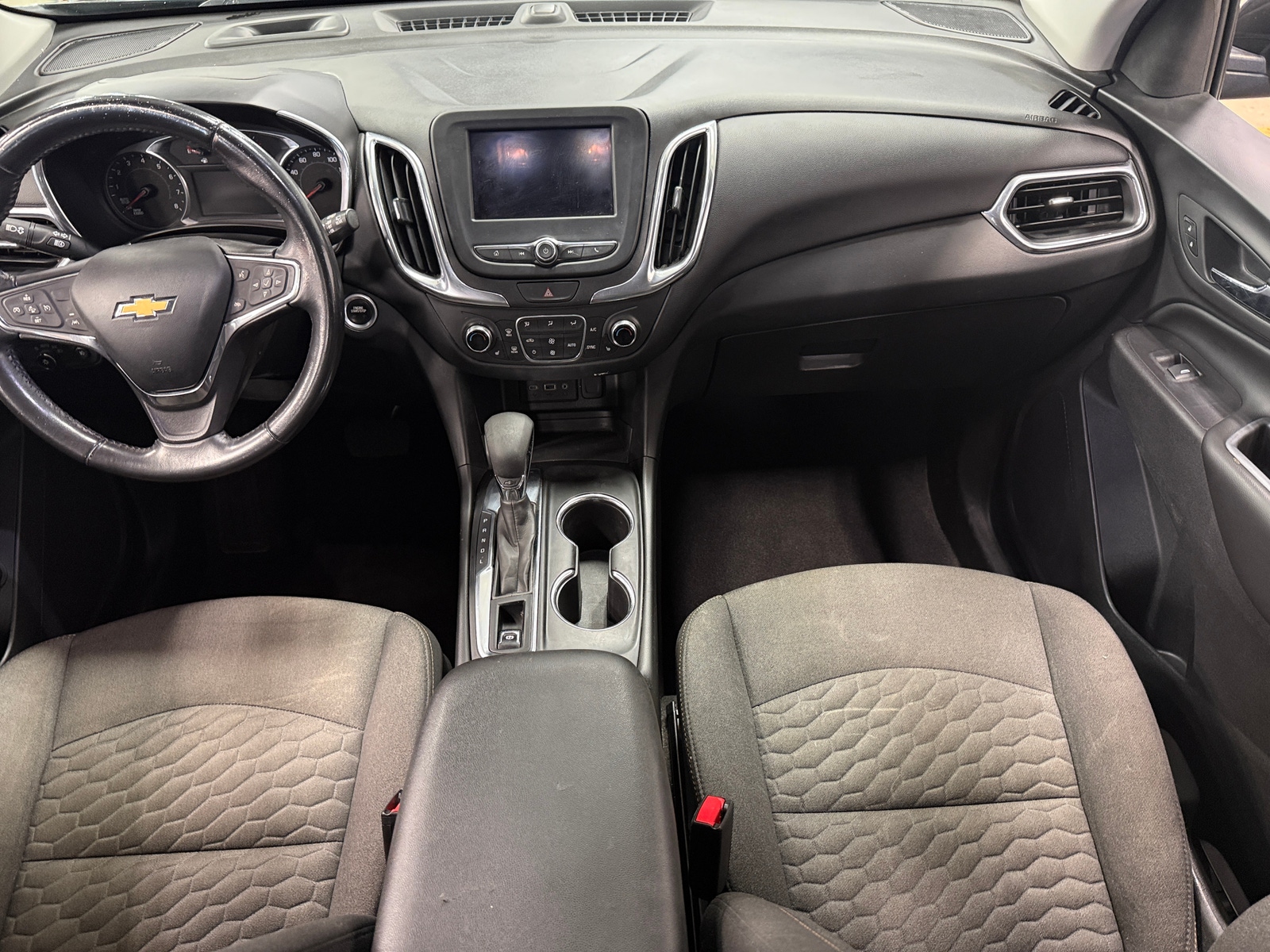Thumbnail: 2020 Chevrolet Equinox - 3