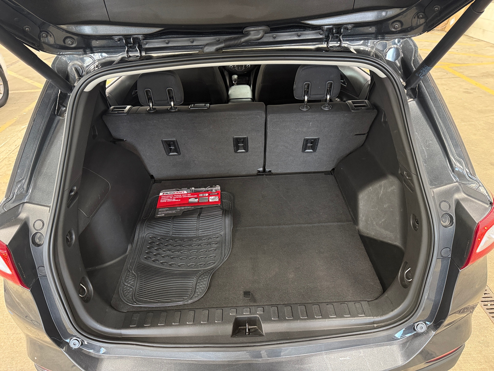 Thumbnail: 2020 Chevrolet Equinox - 7