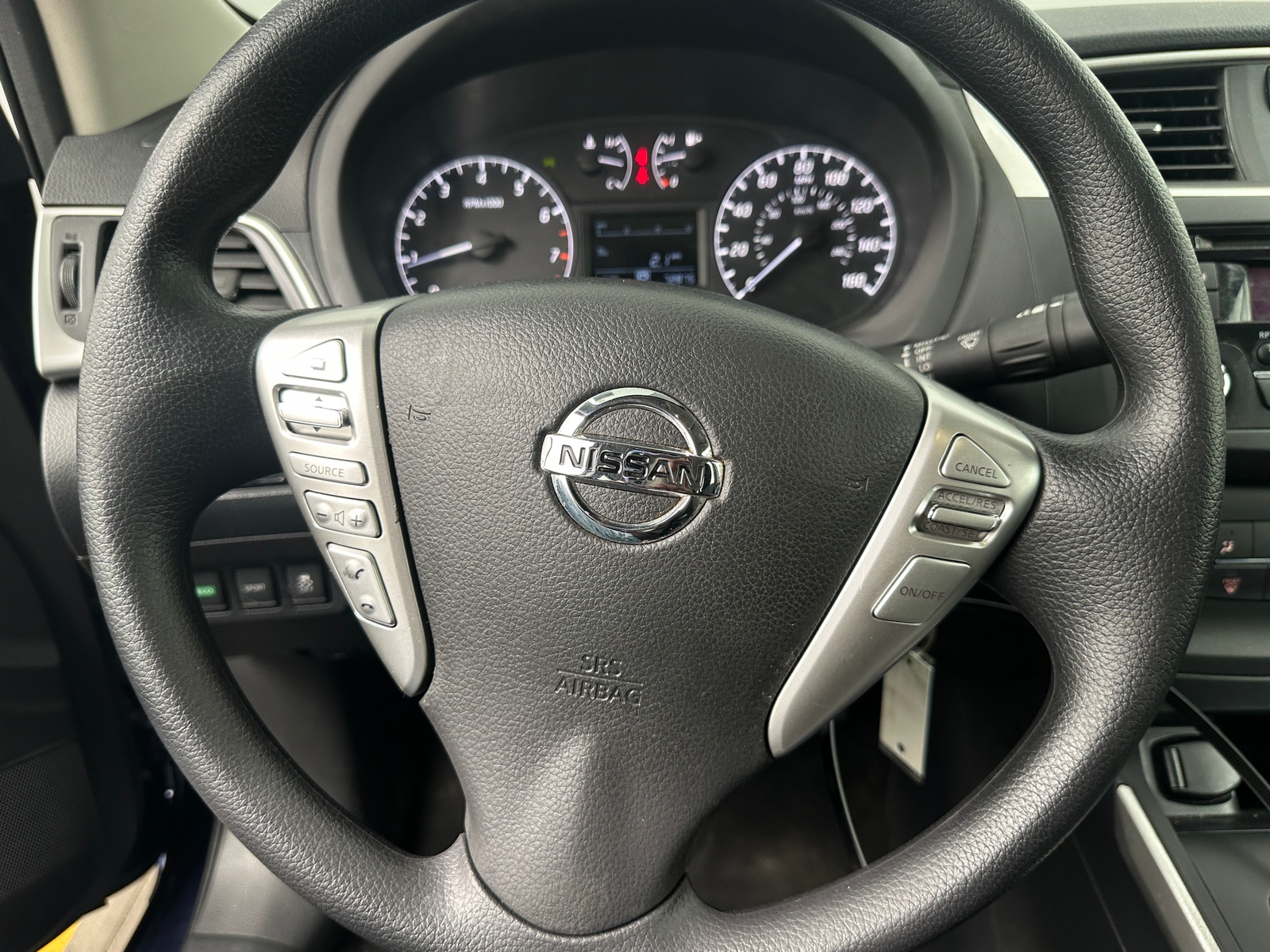 Thumbnail: 2017 Nissan Sentra - 5