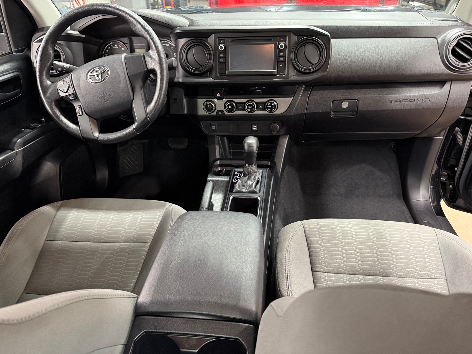 Thumbnail: 2017 Toyota Tacoma - 3