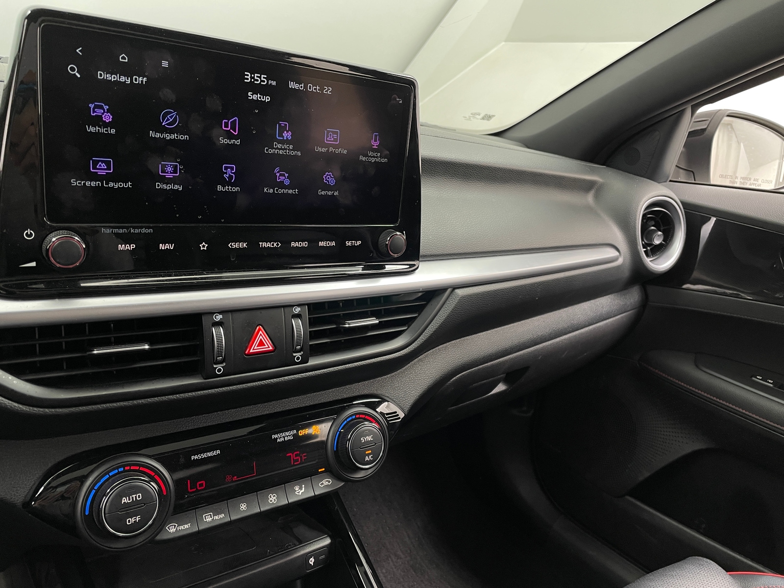 Thumbnail: 2023 Kia Forte - 3