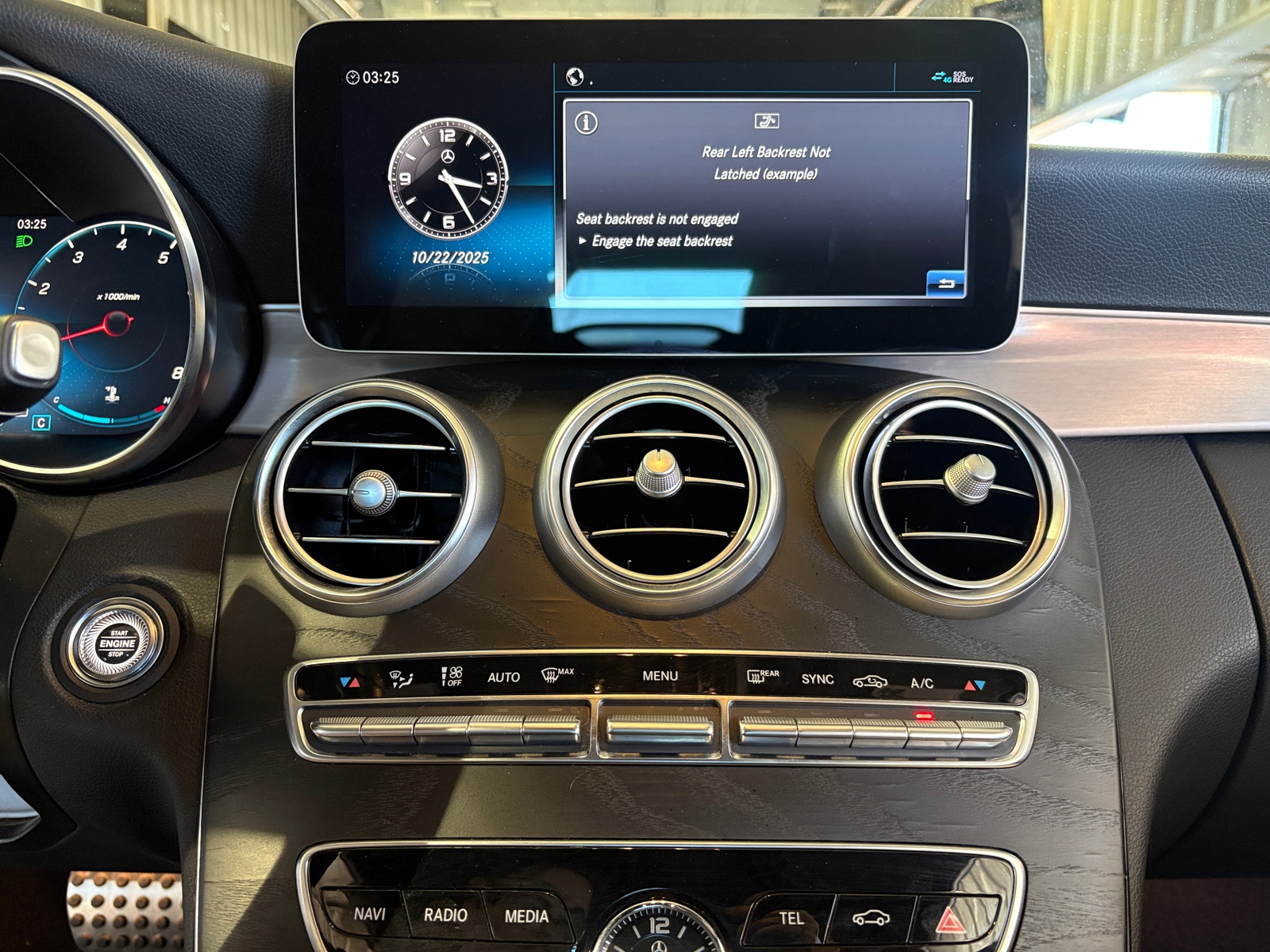 Thumbnail: 2021 Mercedes-Benz C-Class - 4