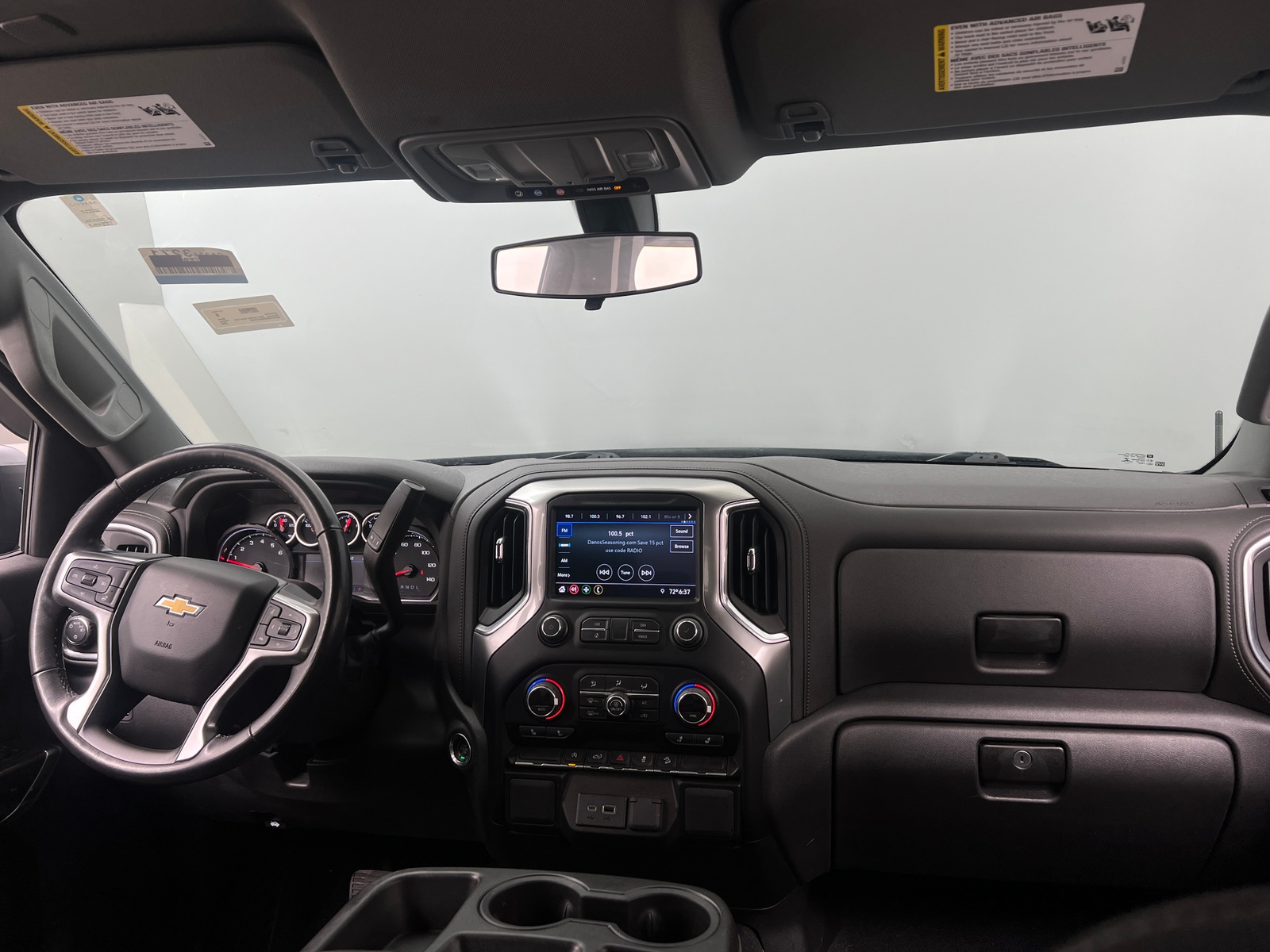 Thumbnail: 2022 Chevrolet Silverado 1500 - 3