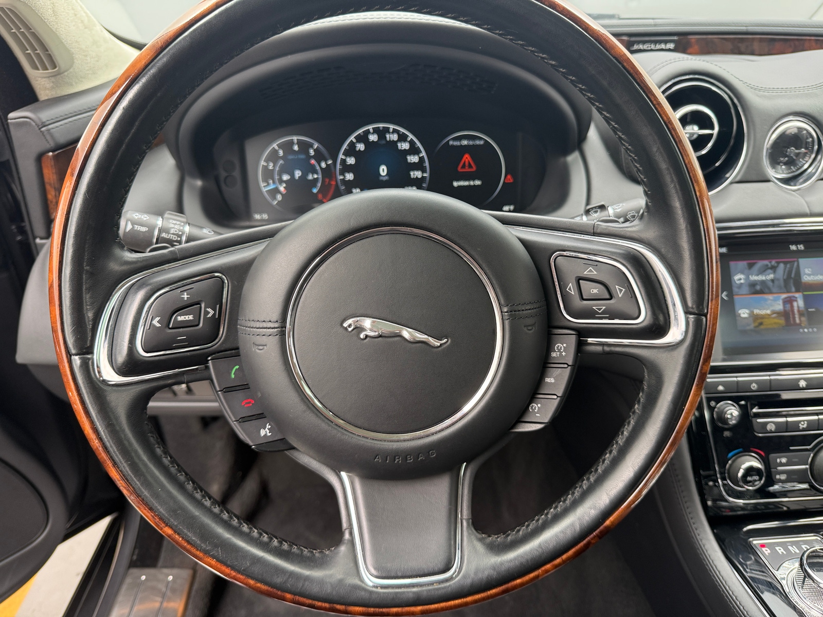 Thumbnail: 2016 Jaguar XJ - 4
