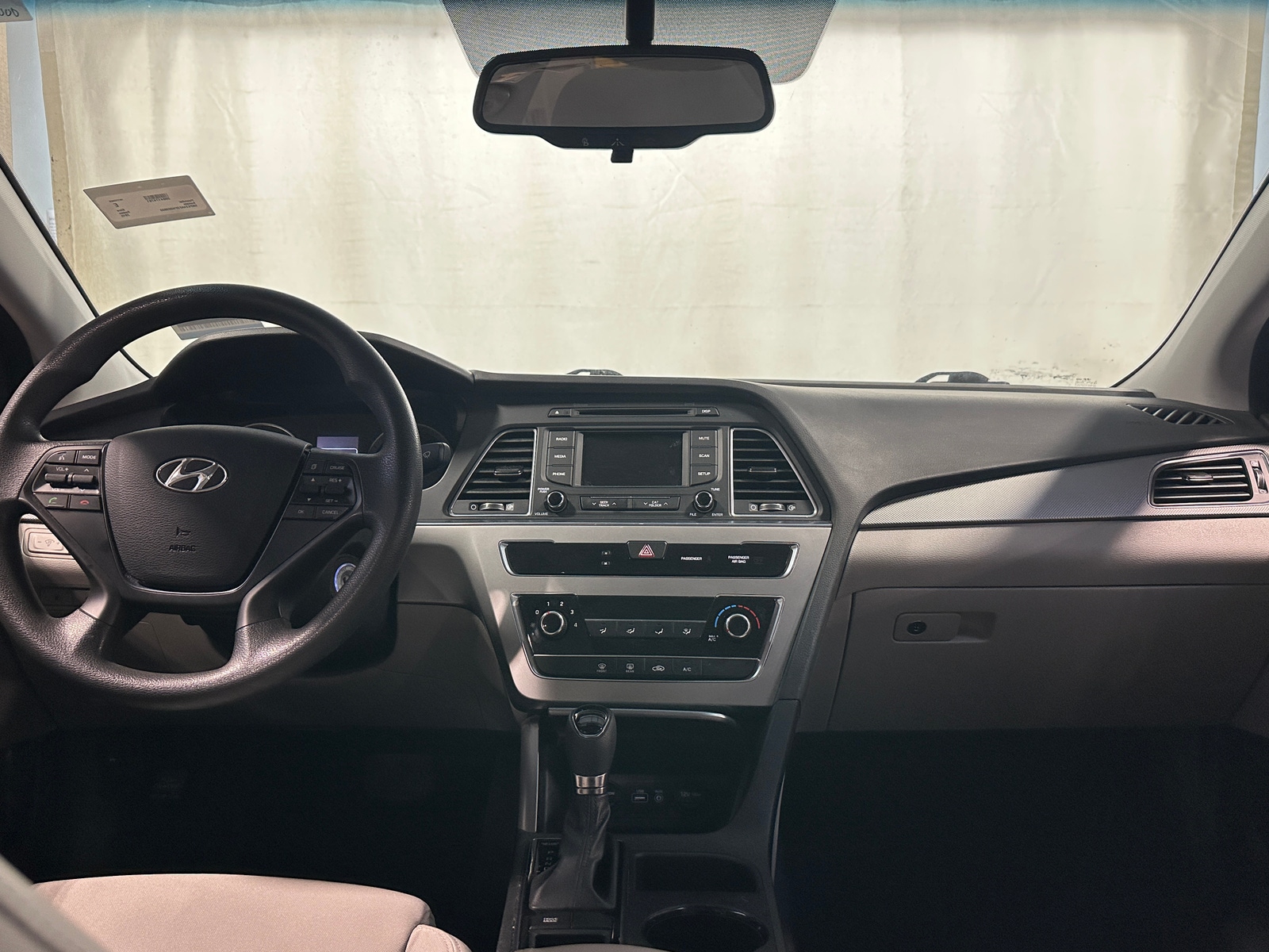 Thumbnail: 2015 Hyundai Sonata - 3