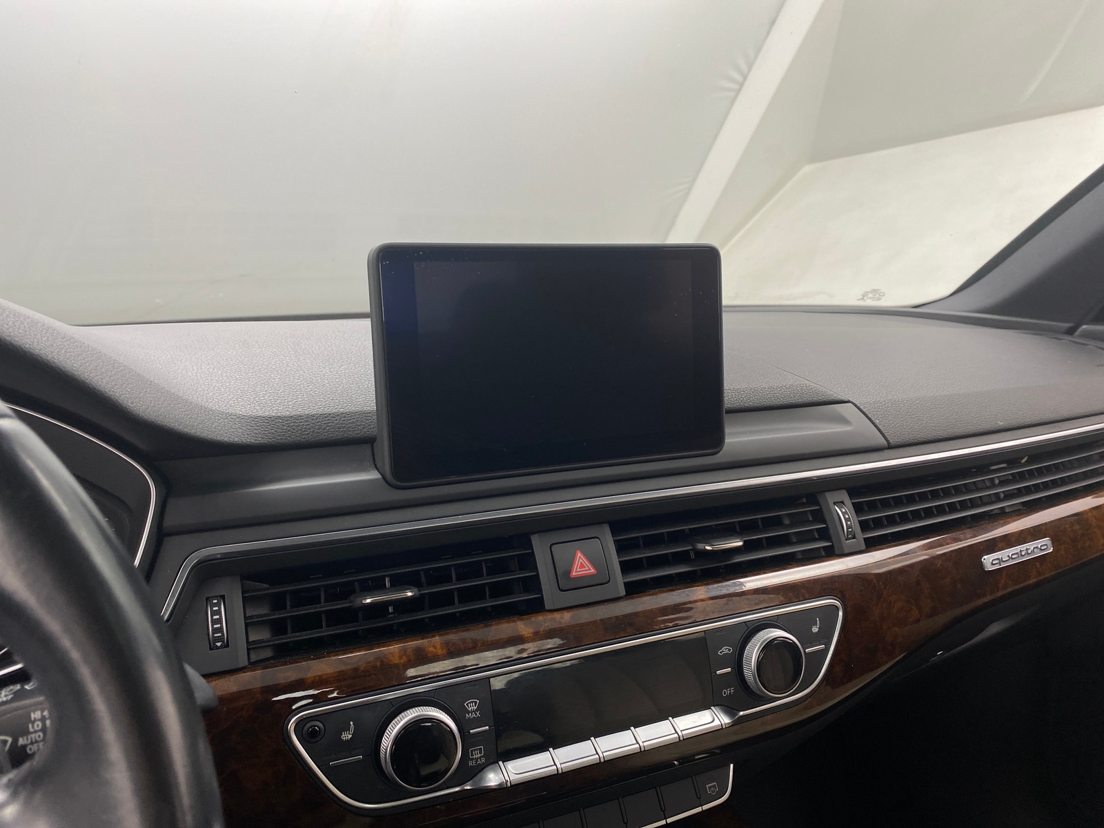 Thumbnail: 2017 Audi A4 - 3