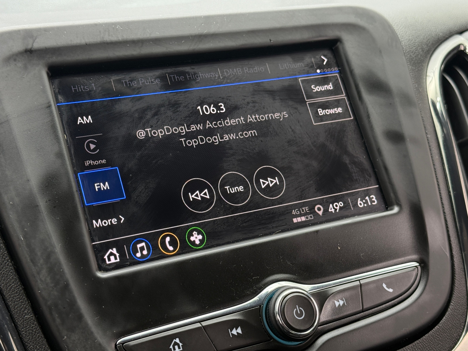 Thumbnail: 2022 Chevrolet Equinox - 4