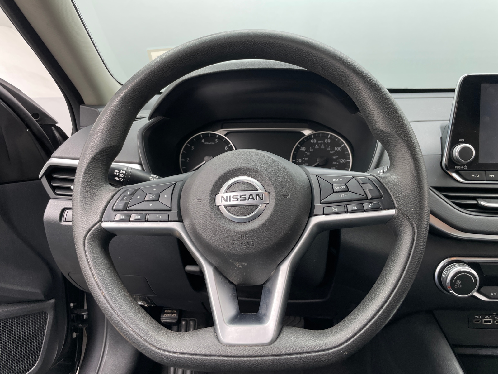 Thumbnail: 2021 Nissan Altima - 5