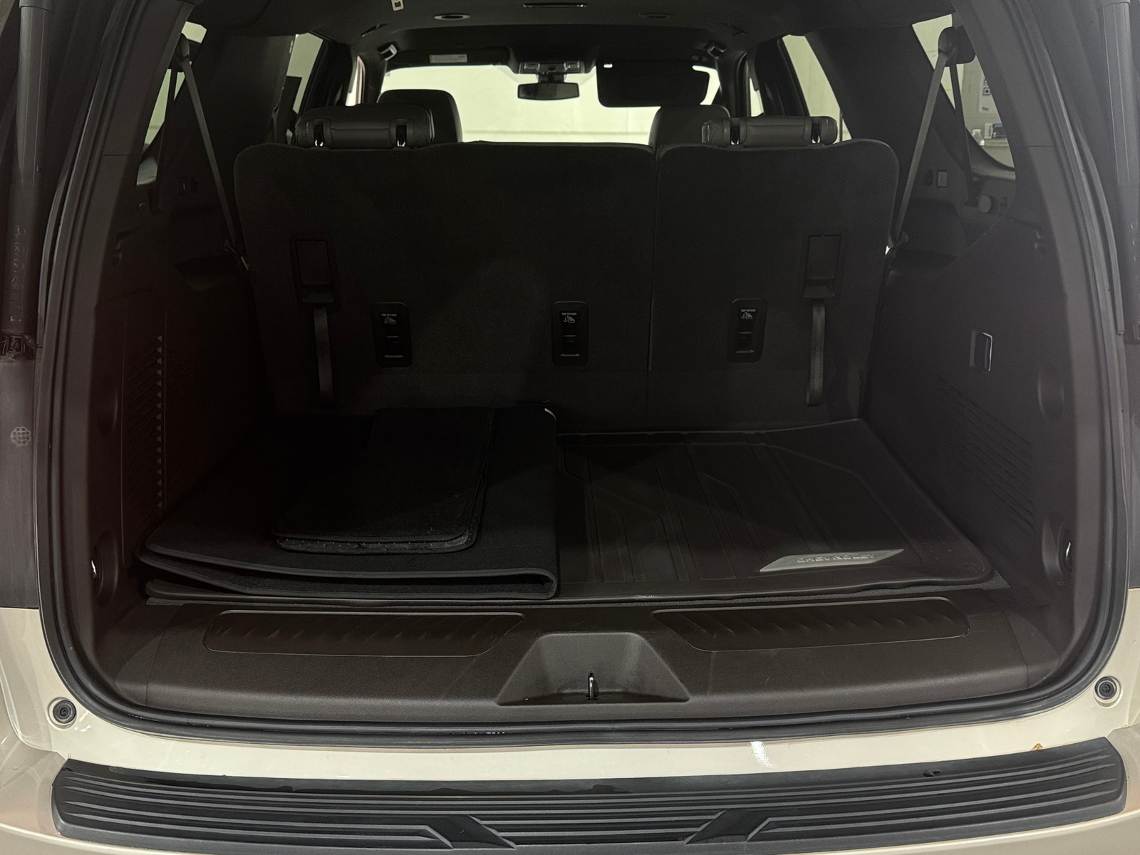 Thumbnail: 2021 Chevrolet Suburban - 6